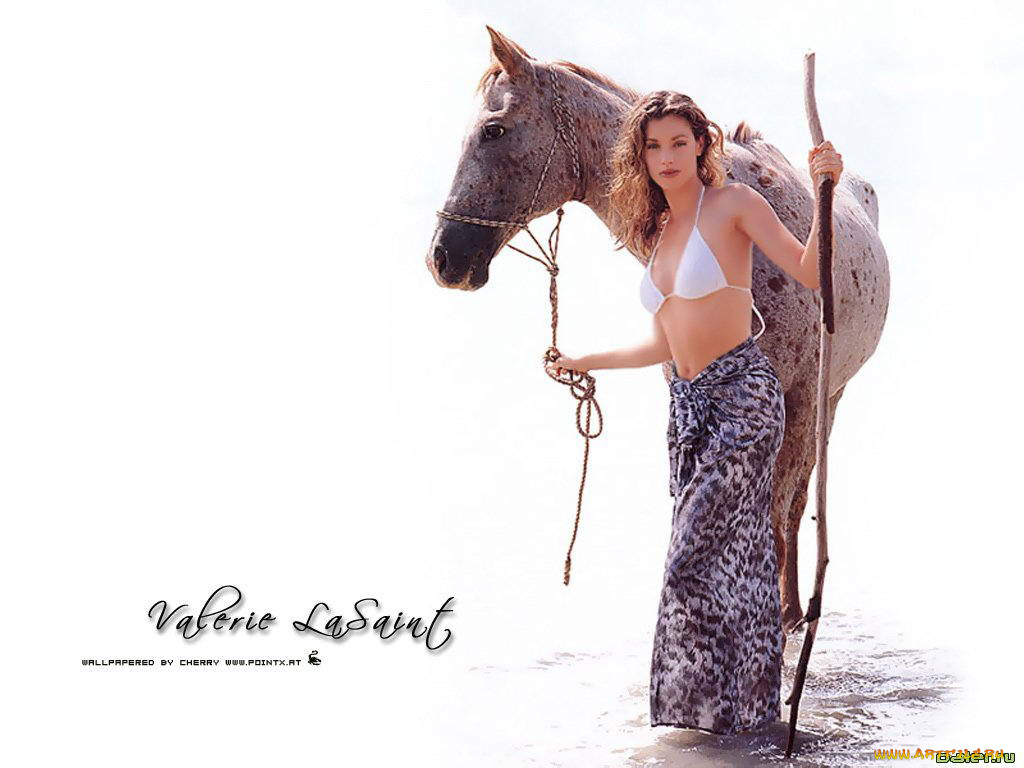 Valerie, Lasaint, девушки
