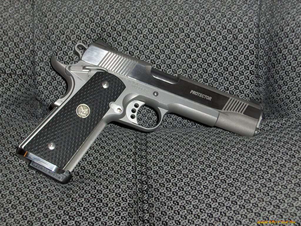 оружие, пистолеты