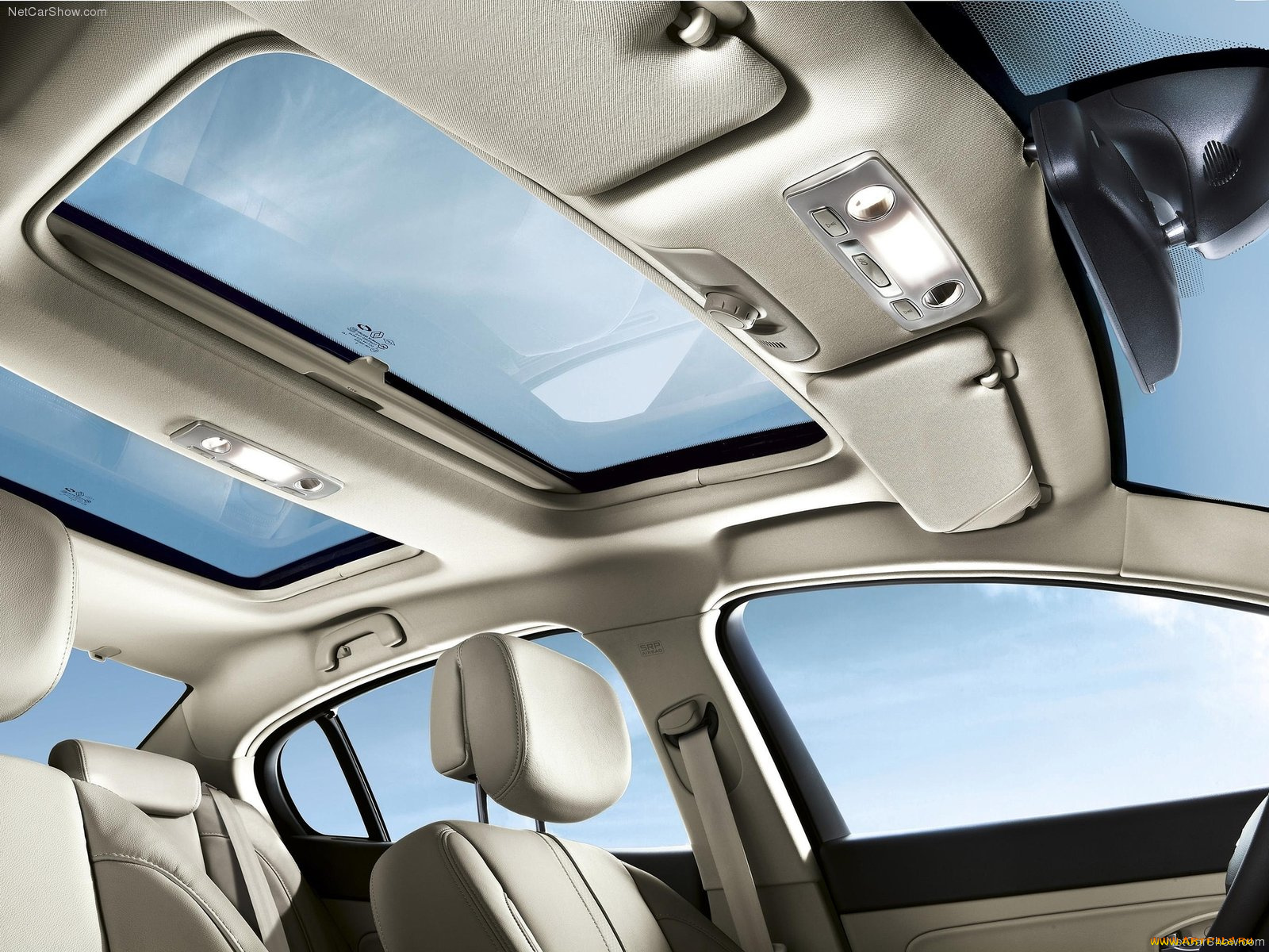 автомобили, интерьеры