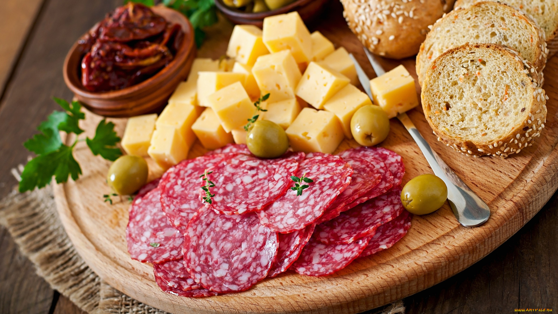 еда, колбасные, изделия, cheese, sausage, оливки, сыр, колбаса, булочка