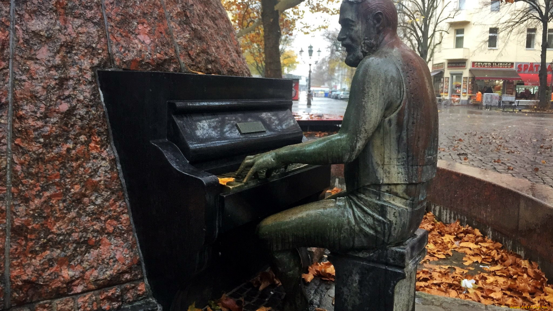 города, -, памятники, , скульптуры, , арт-объекты, пианист