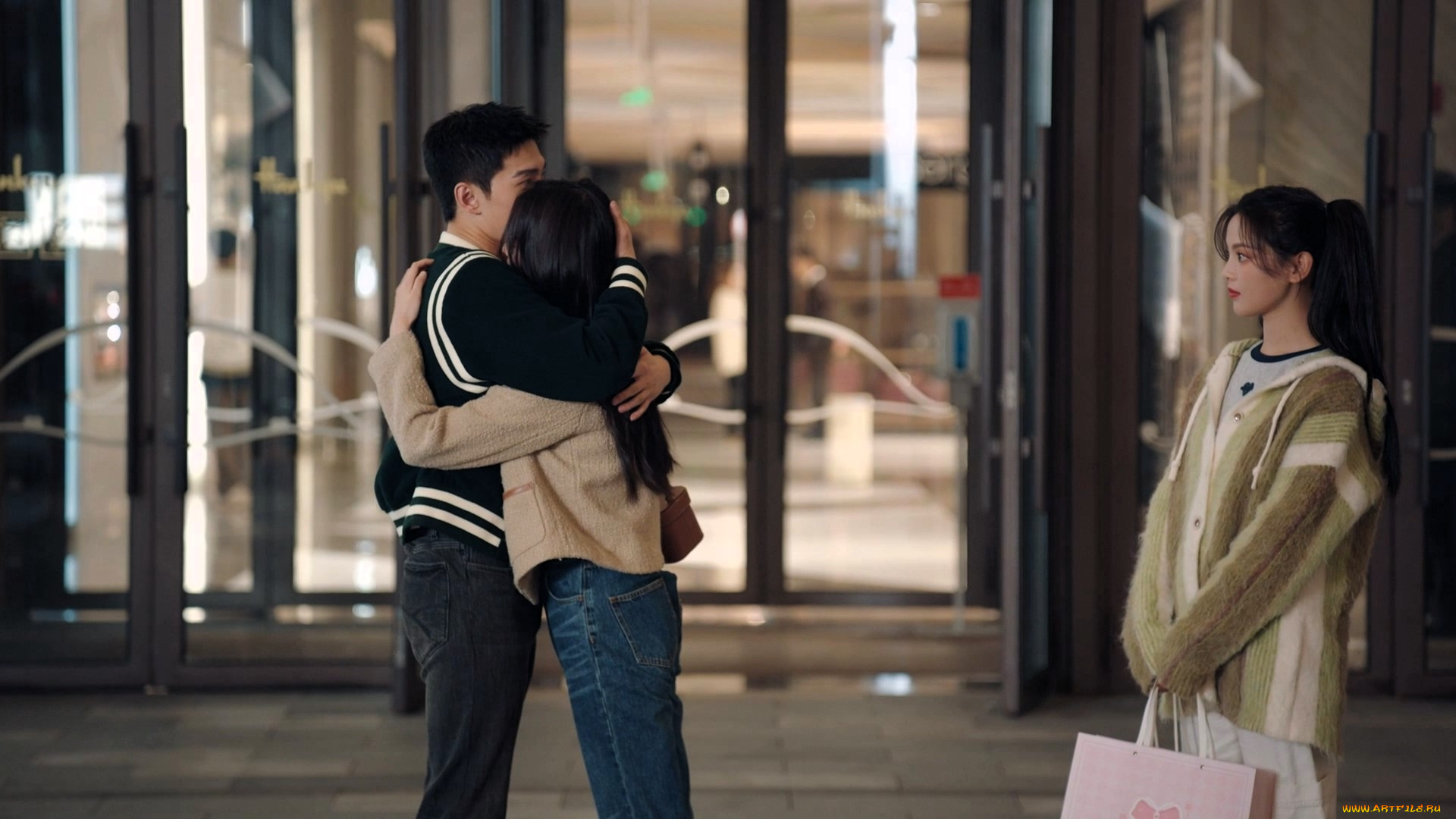 кино, фильмы, fireworks, of, my, heart, пара, любовь, девушка, пакеты, здание