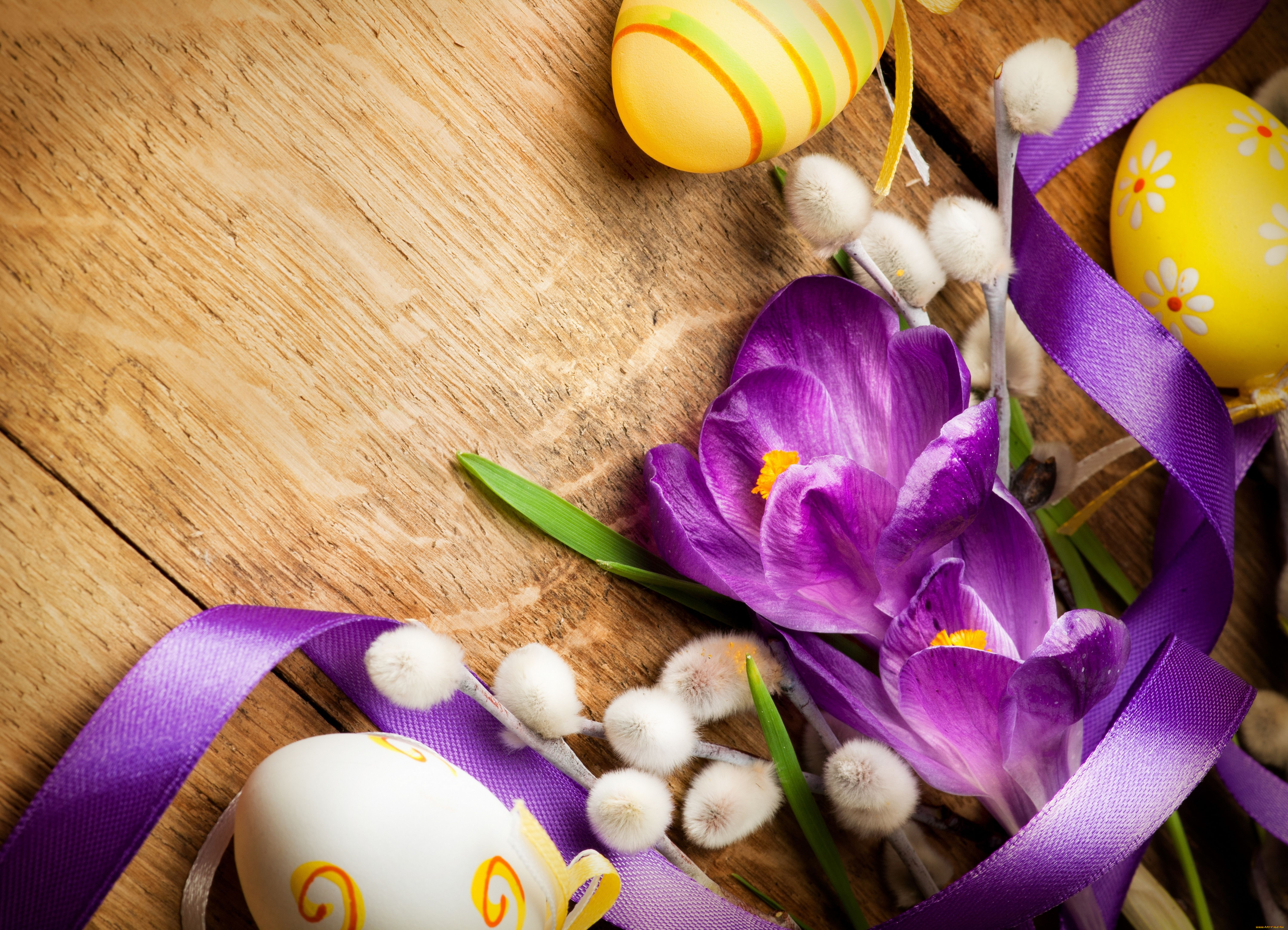 праздничные, пасха, лента, крашенки, крокусы, верба
