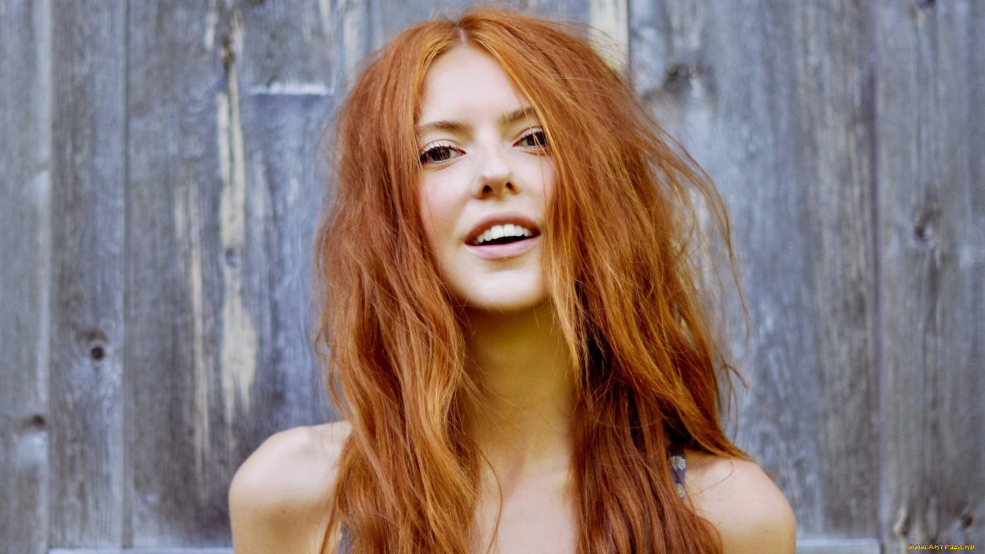 девушки, ebba, zingmark, рыжая, улыбка, лицо, стена