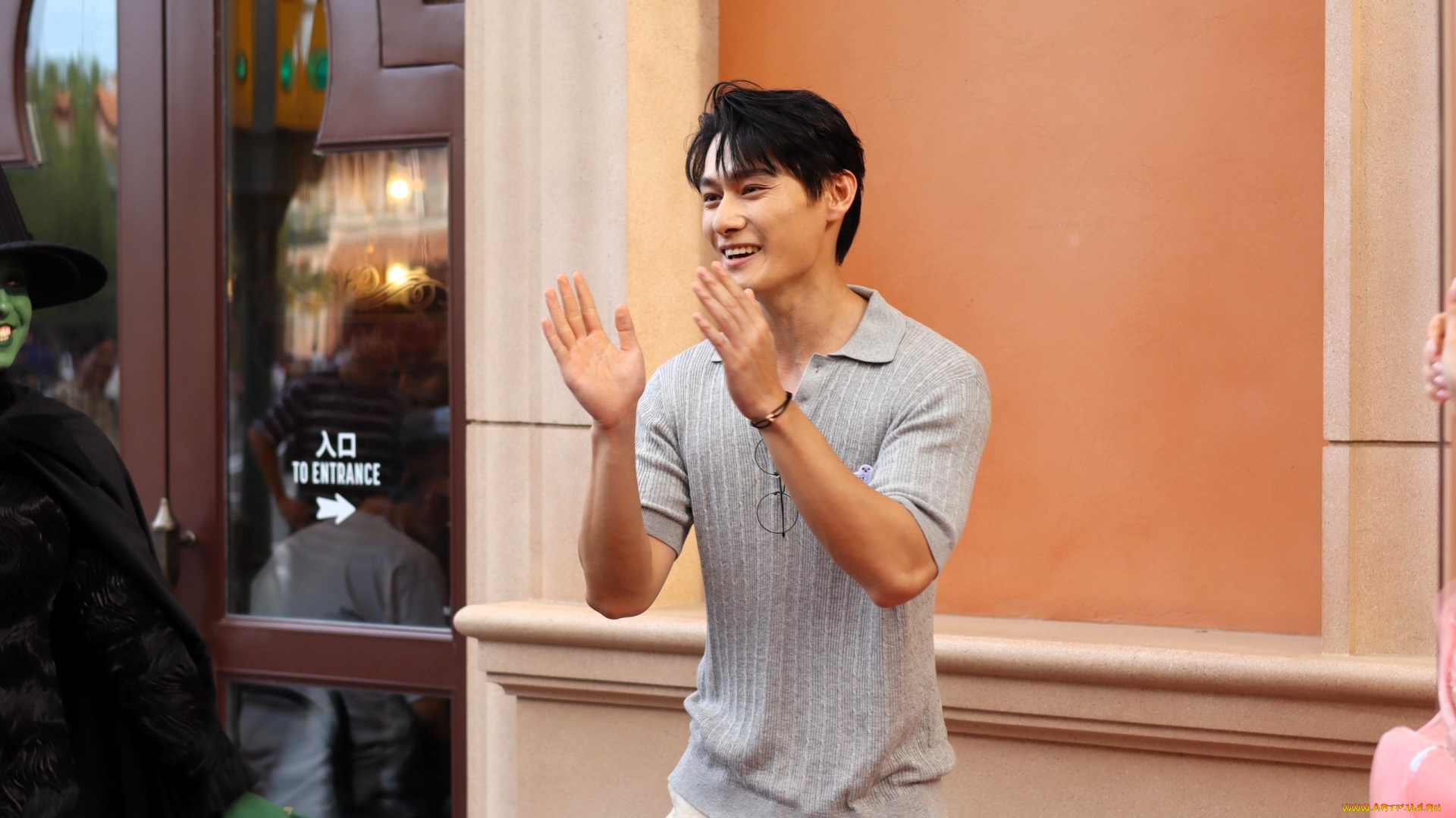 мужчины, wang, zhuocheng, актер, футболка, дом, дверь