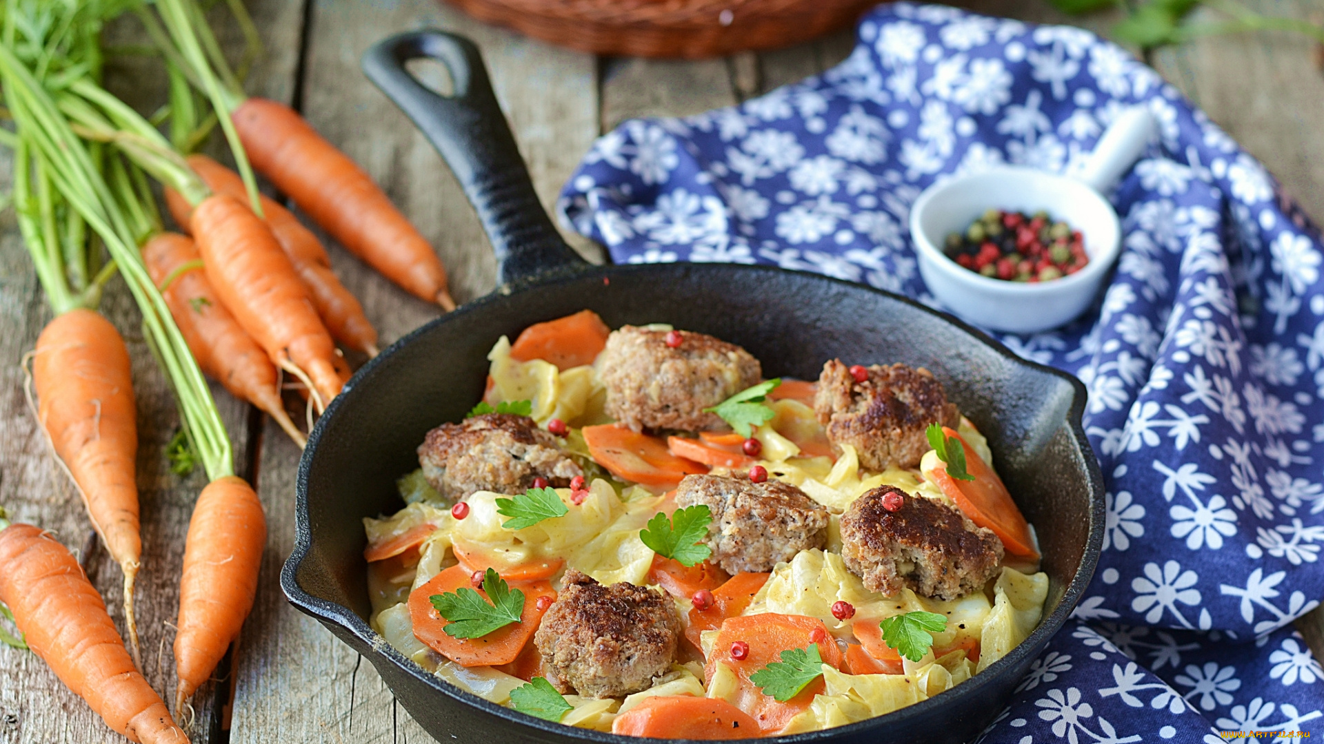 еда, вторые, блюда, тефтели, капуста, морковь