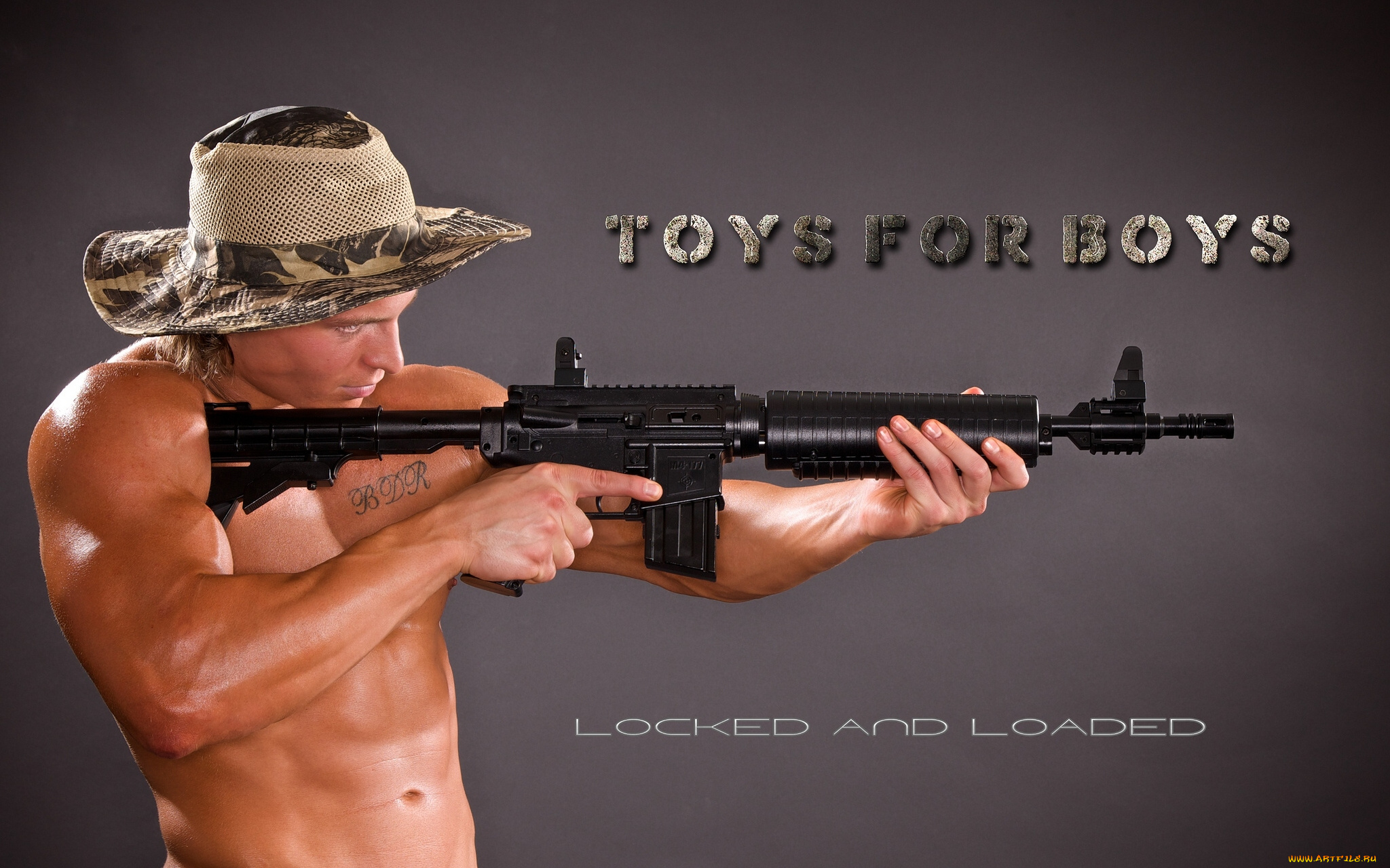 mike, riley, мужчины, торс, тело, атлет, хоккеист, mike, riley, мышцы, оружие, автомат, спортсмен