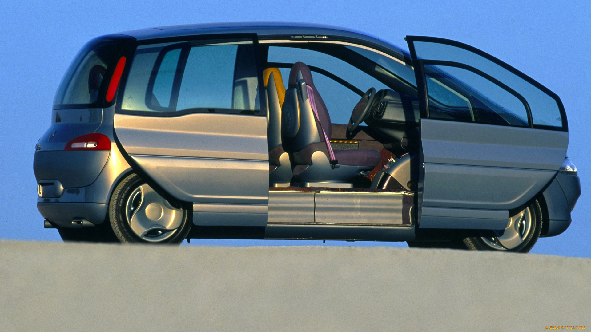 автомобили, renault