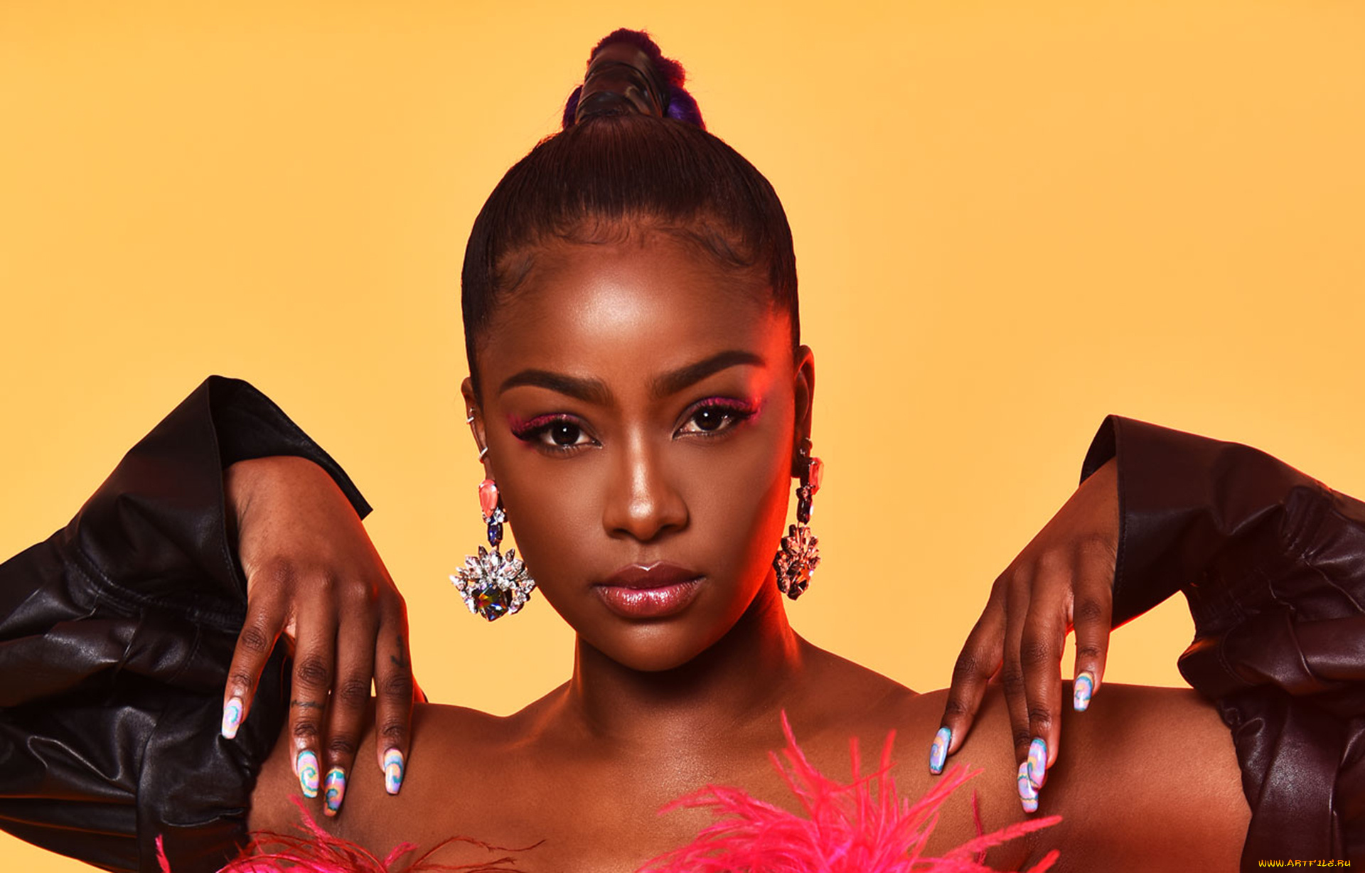 justine, skye, девушки, портрет, мулатка, hip-hop, лицо, чернокожая, темнокожая, девушка, justine, skye, звезда, певица, взгляд, макияж, причёска, модель, брюнетка, красотка