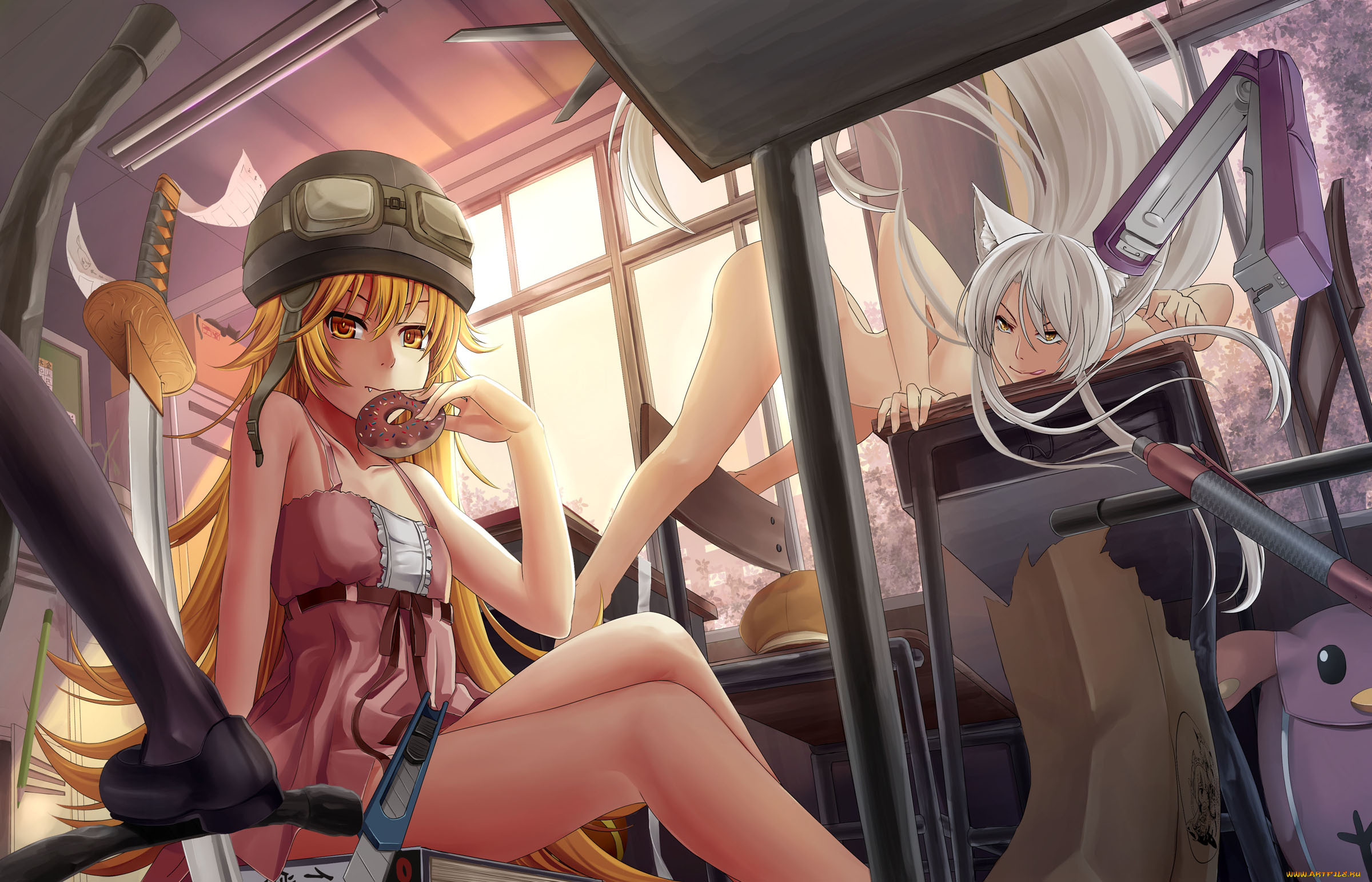 аниме, bakemonogatari, взгляд, девушки, oshino, shinobu, hanekawa, tsubasa, art, кошка, улыбка, rayxray, класс, парты, ушки, хвост, ушки, пончик, оружие, меч