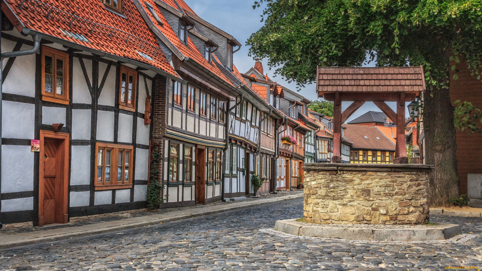 города, -, улицы, , площади, , набережные, улица