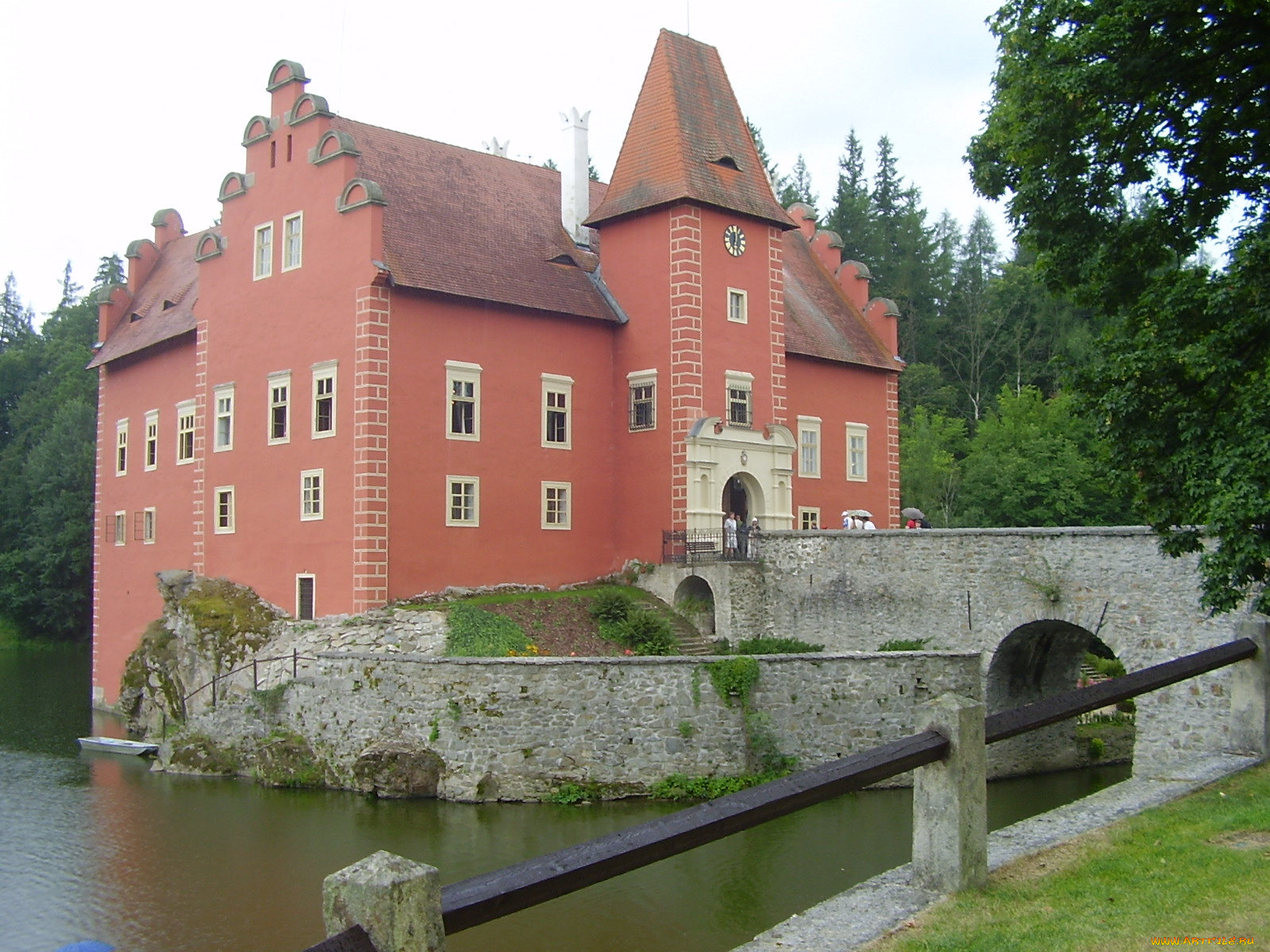 Червена, лхота, города, дворцы, замки, крепости