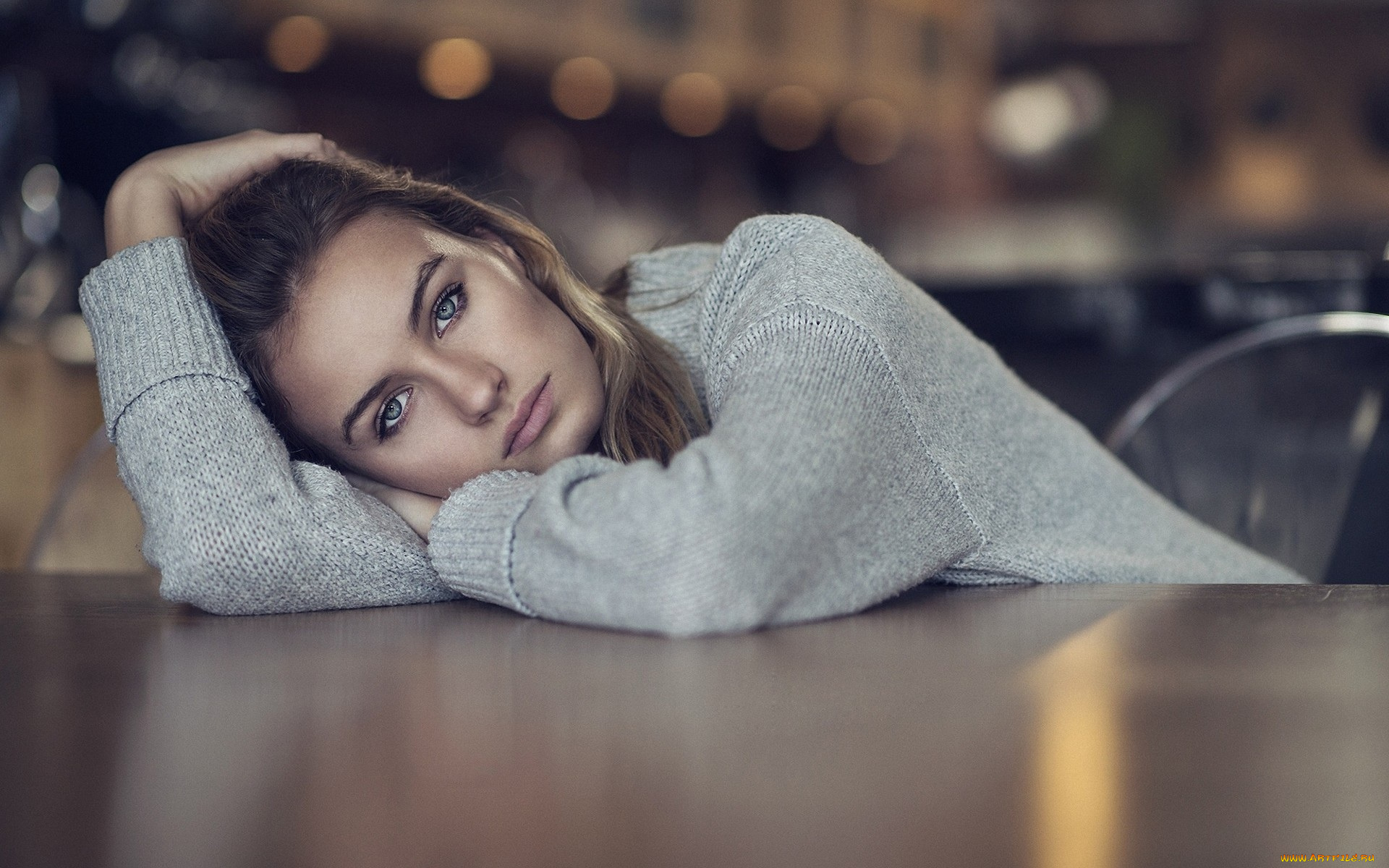 девушки, -unsort, , брюнетки, , шатенки, стол, свитер, блондинка