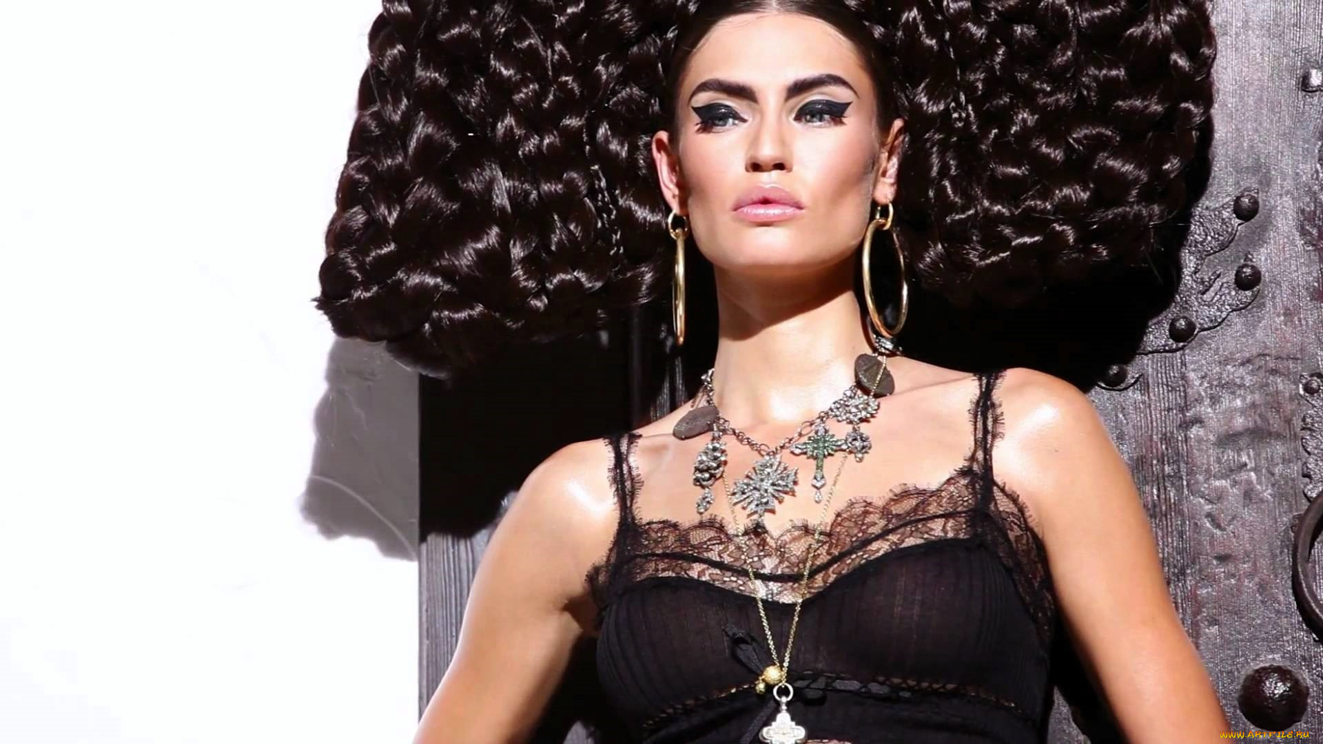 девушки, саша, лусс, шатенка, украшения, прическа