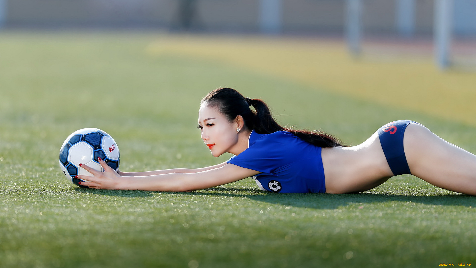 спорт, футбол, девушка, азиатка, мяч