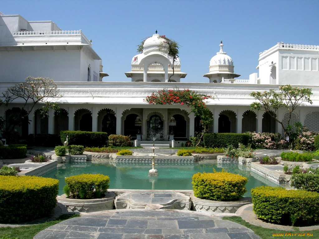 города, дворцы, замки, крепости