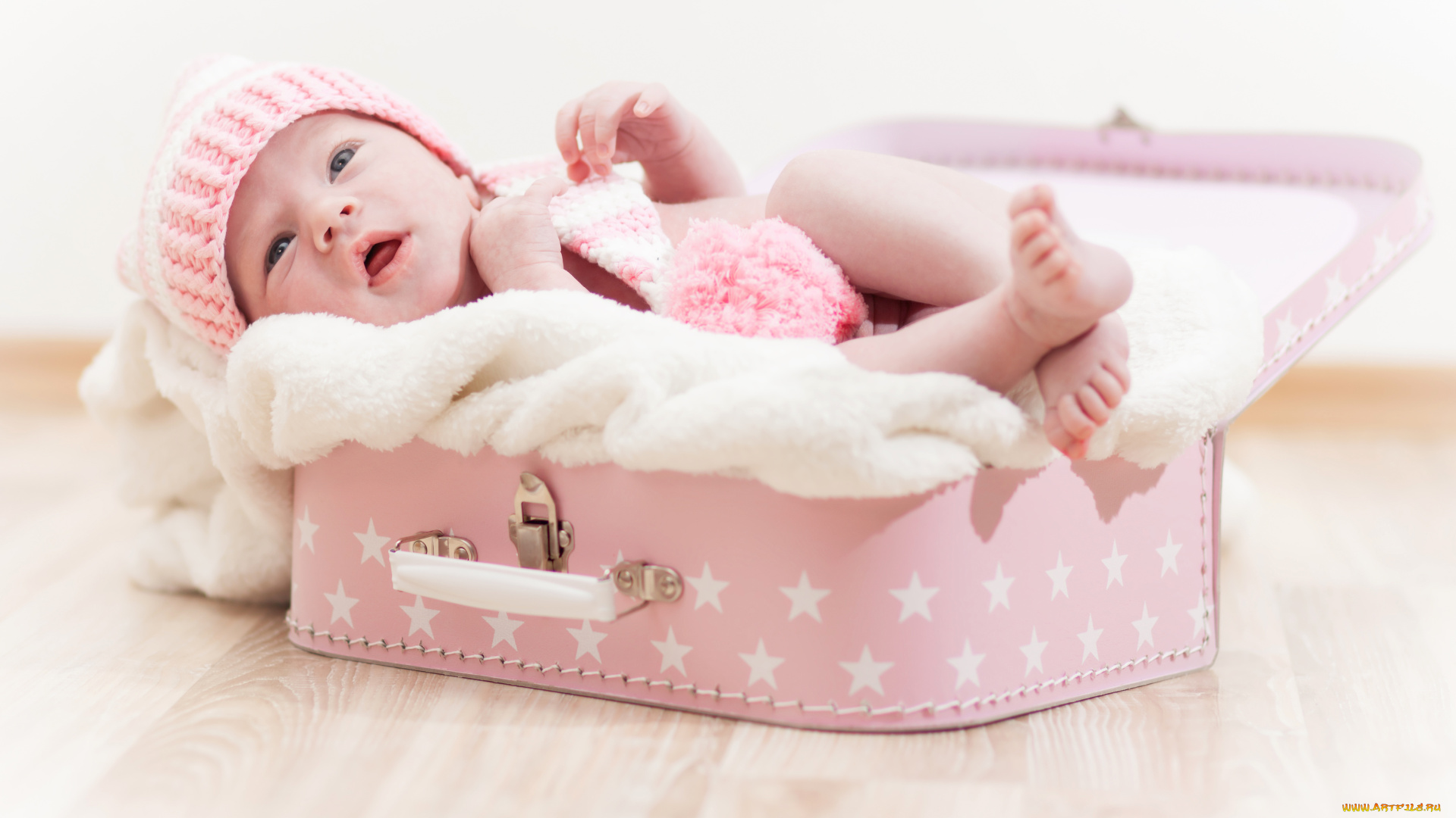 разное, дети, младенец, чемодан