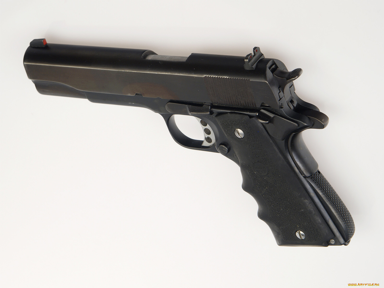 оружие, пистолеты