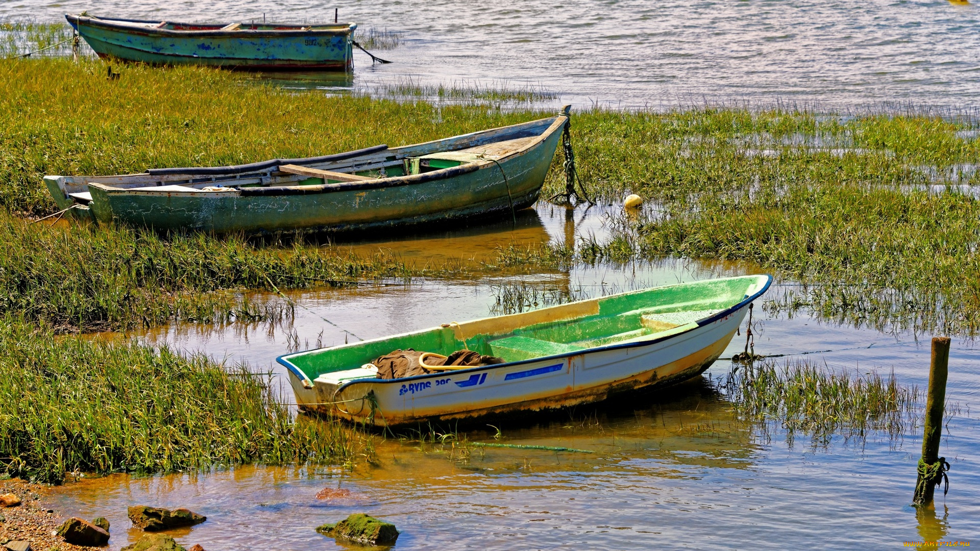 корабли, лодки, , шлюпки, водоем, камни, трава