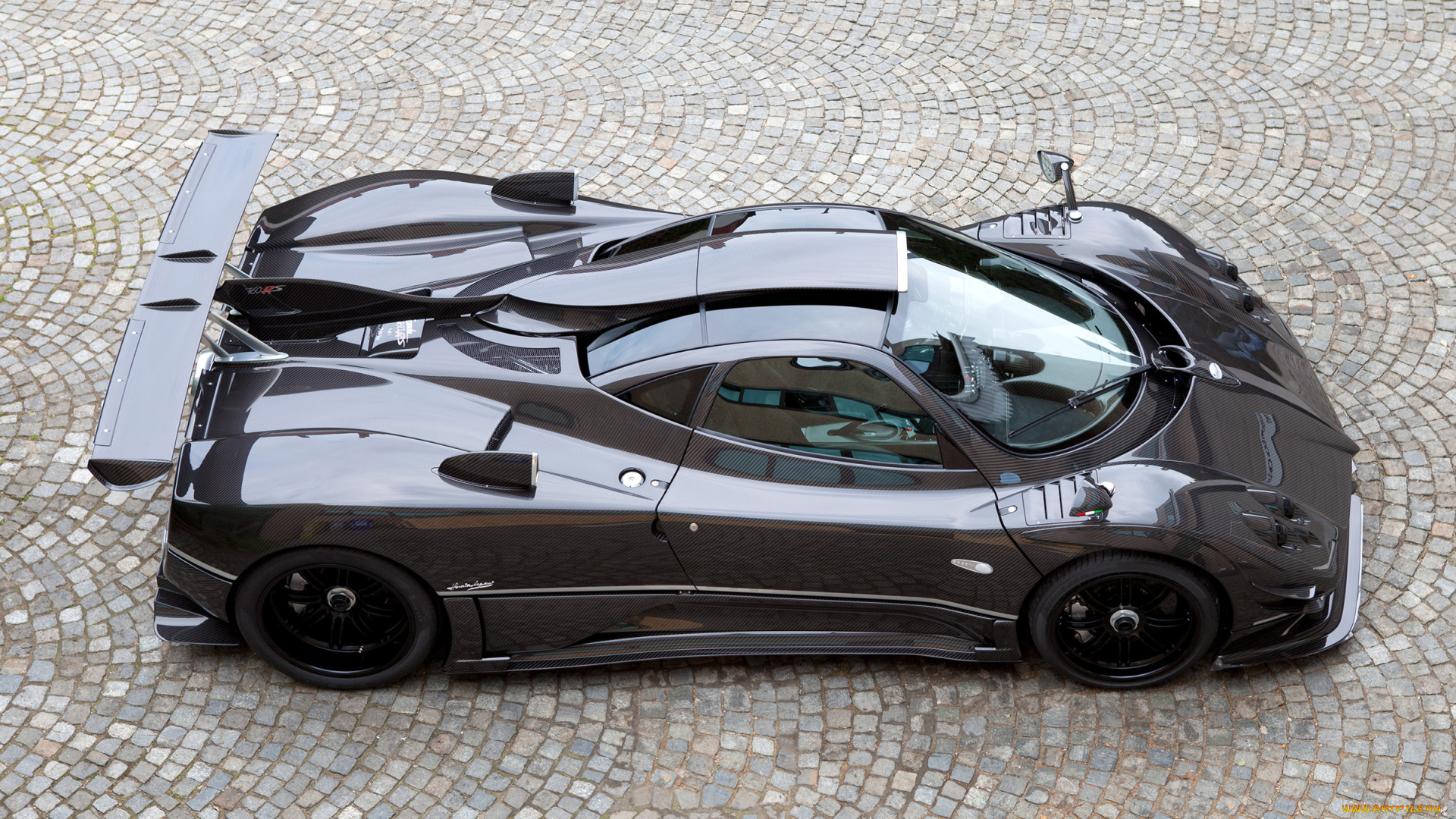 автомобили, pagani