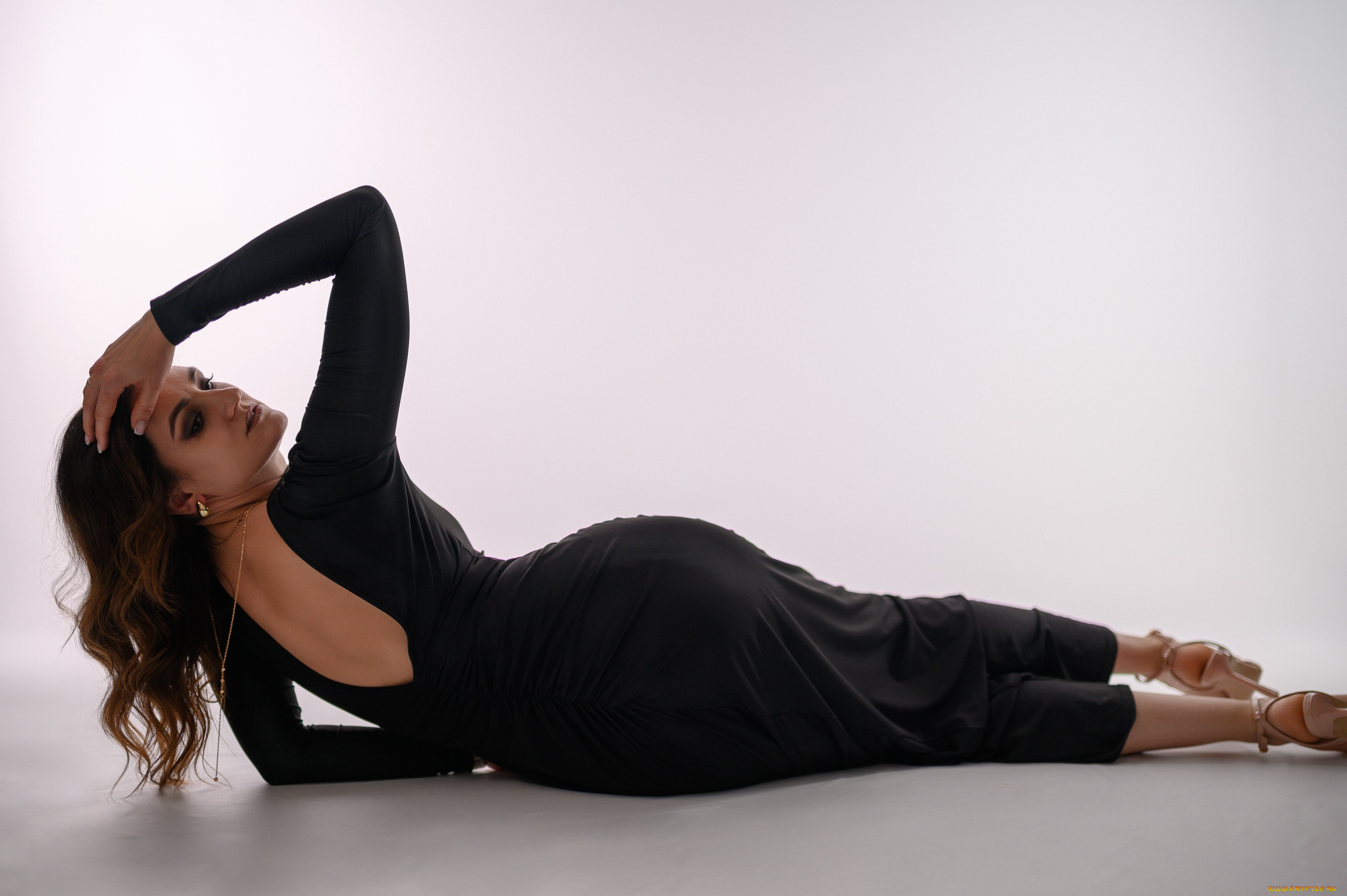 сексуальная, девушка, девушки, -, брюнетки, , шатенки, девушка, женщина, шатенка, темноволосая, сексуальная, модель, звезда, позирует, разная, обувь, верхняя, стильная, одежда, нижнее, эротическое, бельё, трусы, лифчик, колготки, чулки, аксессуары, макияж, и, множество, элементов, на, фотографии