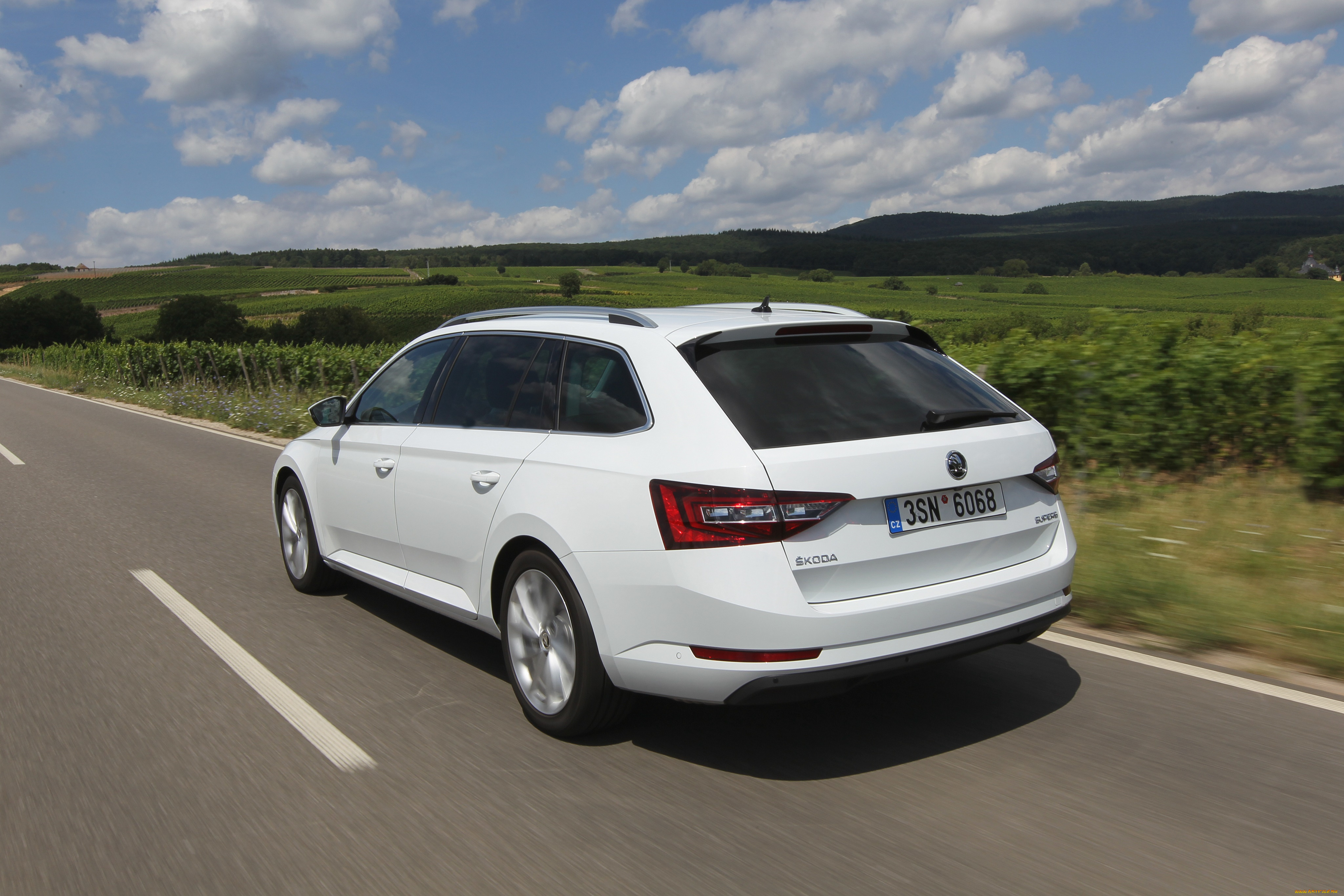 автомобили, skoda, светлый, 2015г, superb, combi