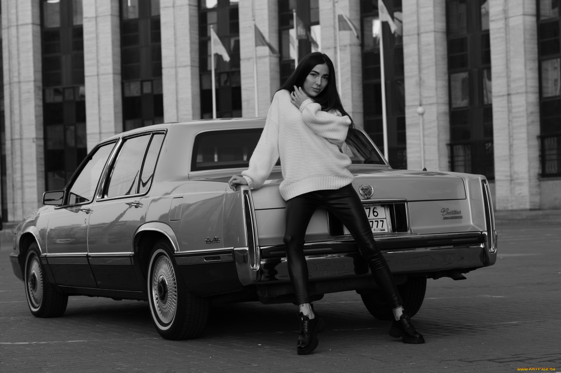 девушка, и, авто, автомобили, -авто, с, девушками, девушка, женщина, брюнетка, темноволосая, сексуальная, модель, звезда, позирует, разная, обувь, верхняя, стильная, одежда, нижнее, эротическое, бельё, трусы, лифчик, колготки, чулки, аксессуары, макияж, и, множество, элементов, на, фотографии