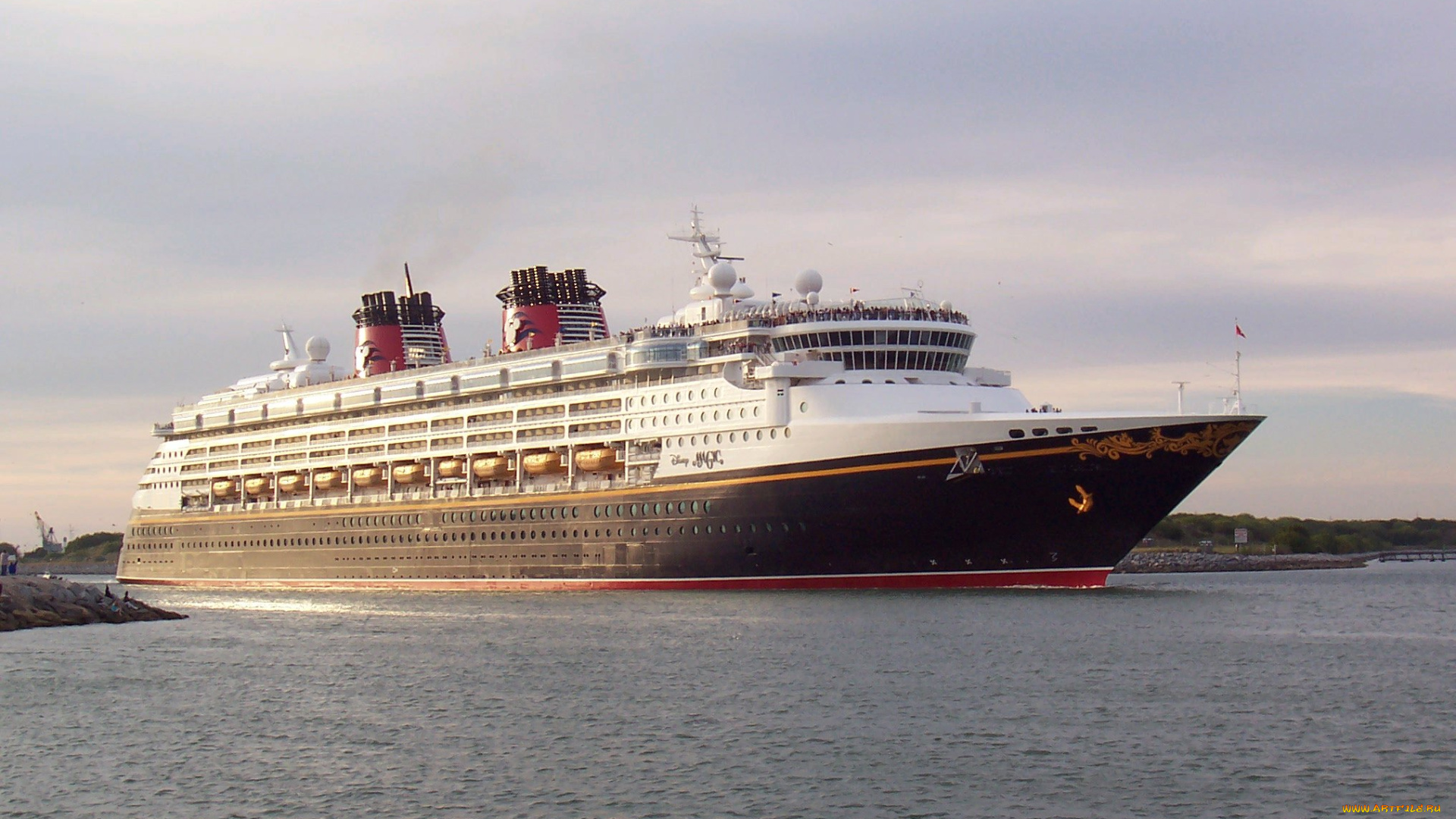 корабли, лайнеры