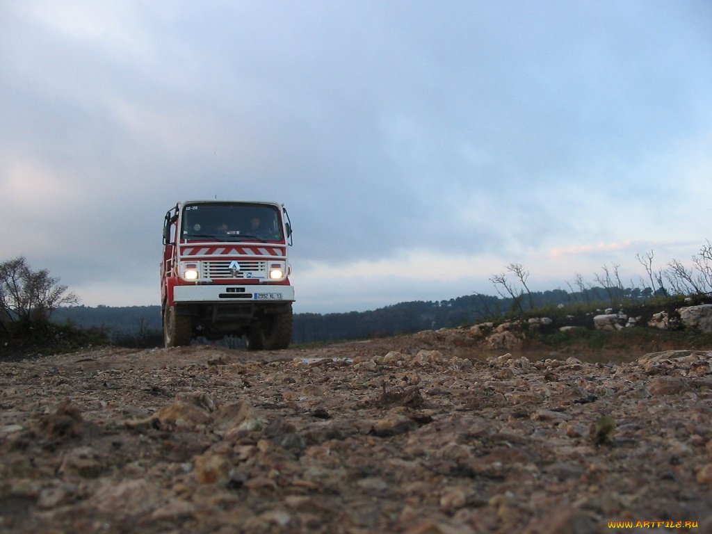 автомобили, renault, trucks
