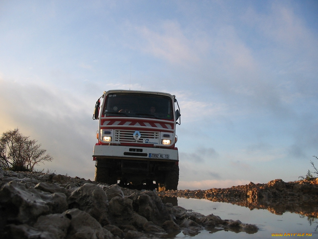 автомобили, renault, trucks