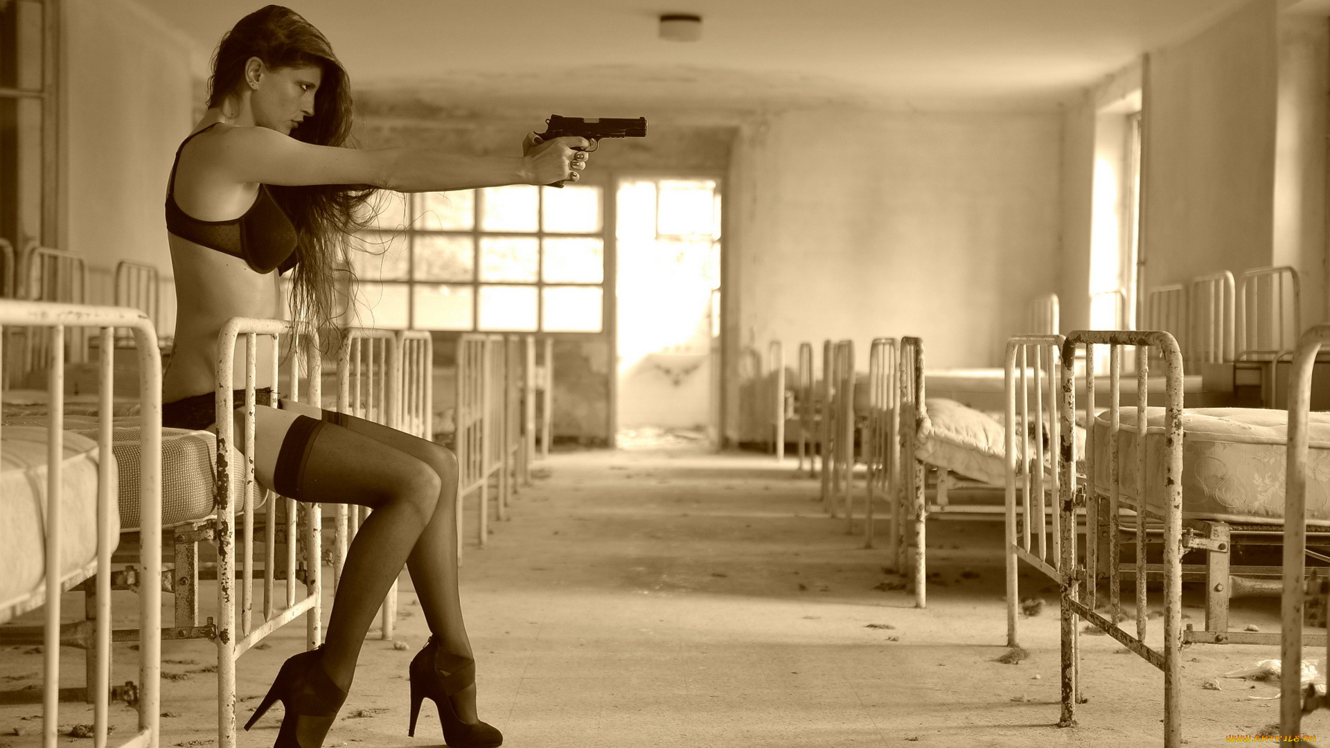 -Unsort, Девушки, с, оружием, девушки, unsort, оружием, кровать, оружие