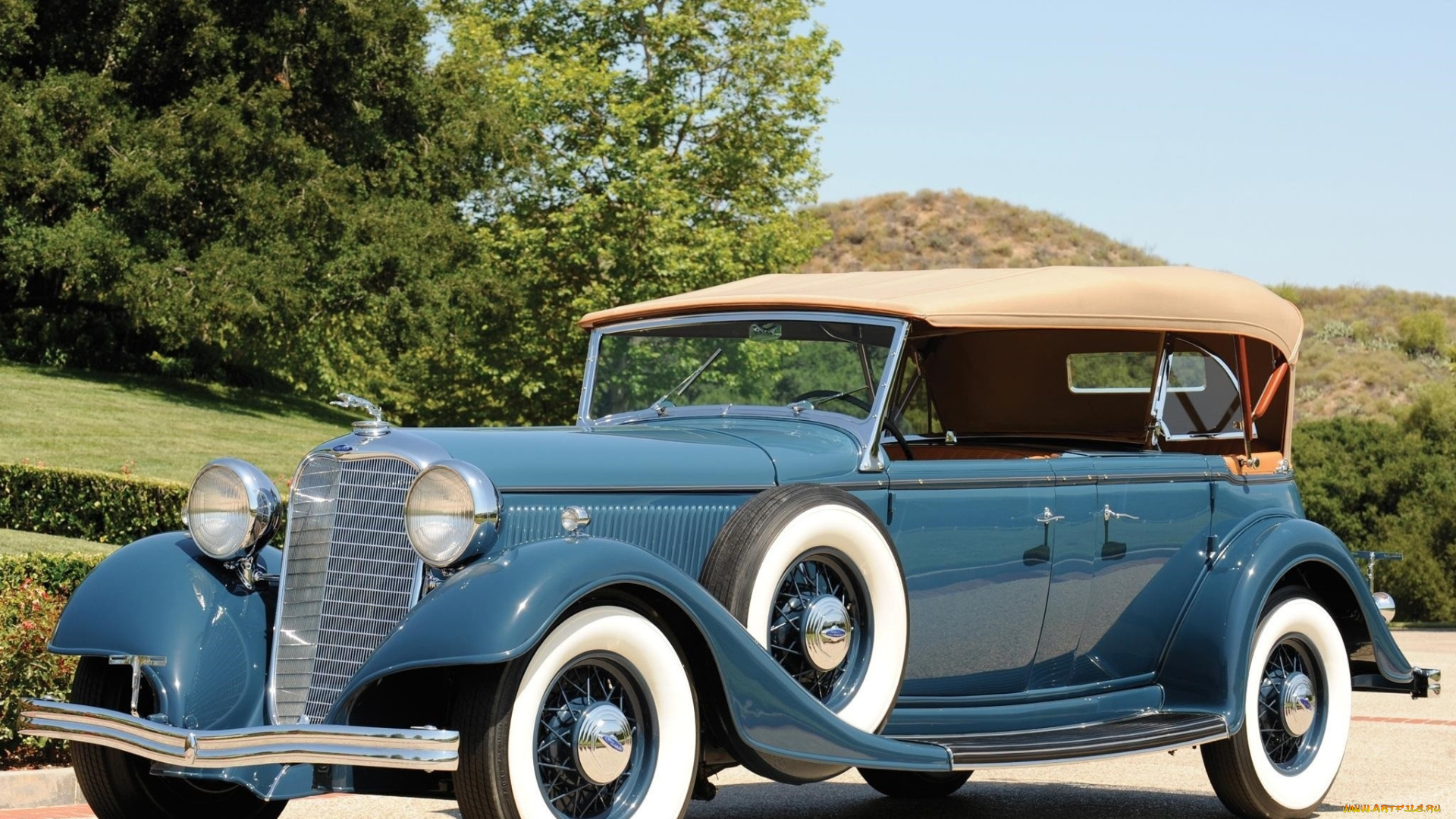 автомобили, классика, дорога, голубой, автомобиль, холмы, небо, лес