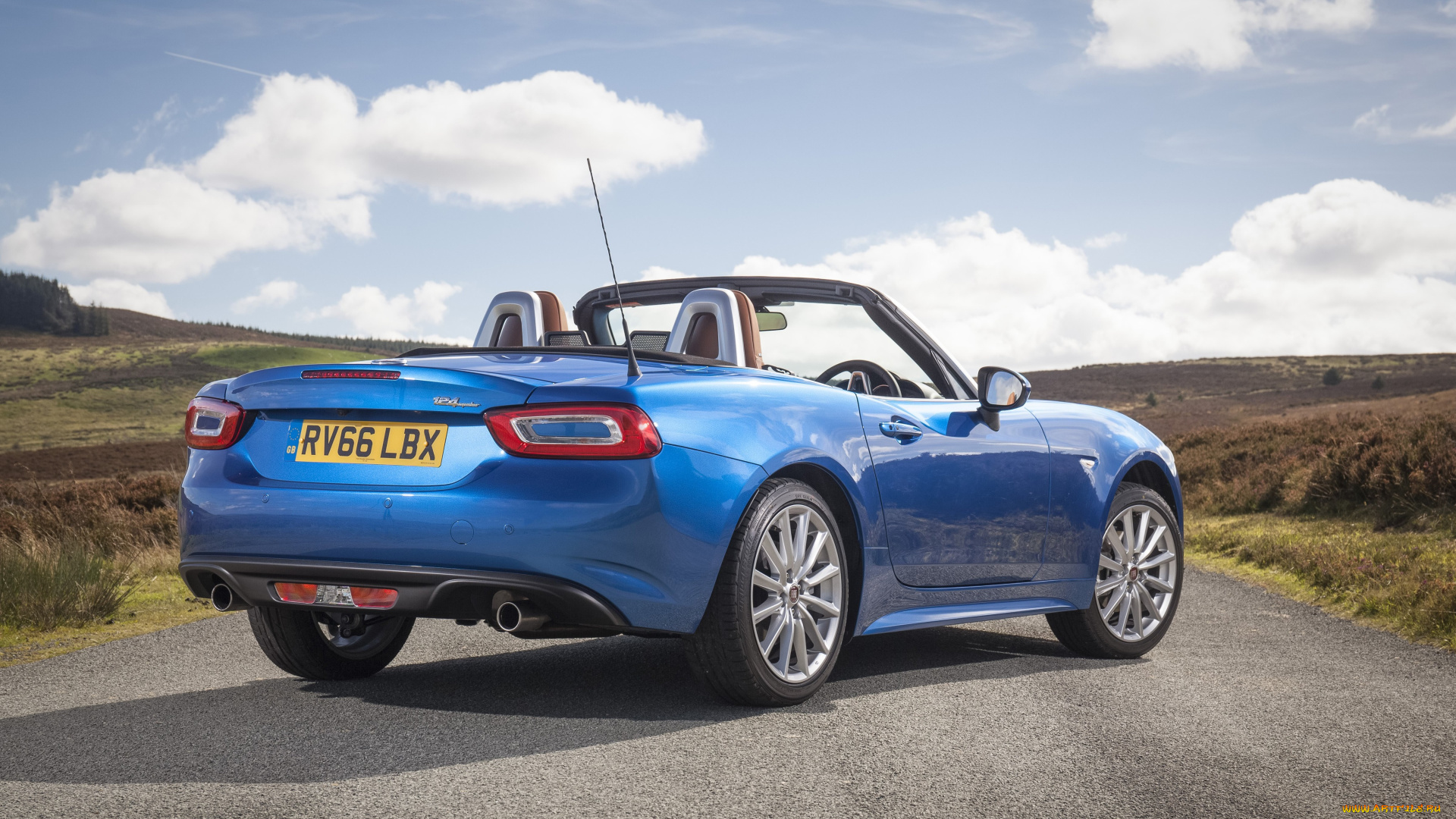 автомобили, fiat, spider, 124, uk-spec