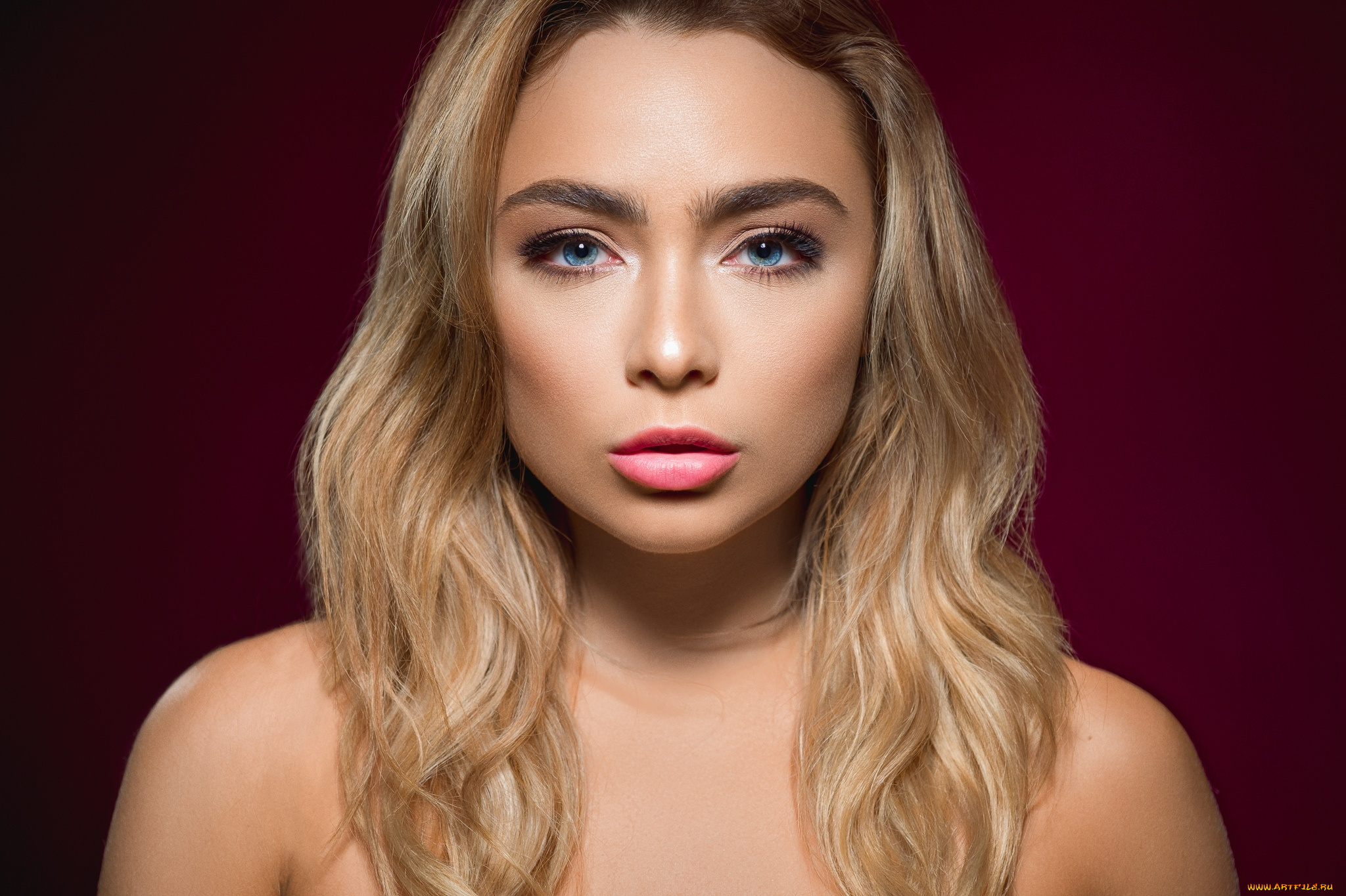 девушка, -, girl, девушки, -, лица, , портреты, девушка, женщина, блондинка, светловолосая, сексуальная, модель, звезда, позирует, разная, обувь, верхняя, стильная, одежда, нижнее, эротическое, бельё, трусы, лифчик, колготки, чулки, аксессуары, макияж, и, множество, элементов, на, фотографии