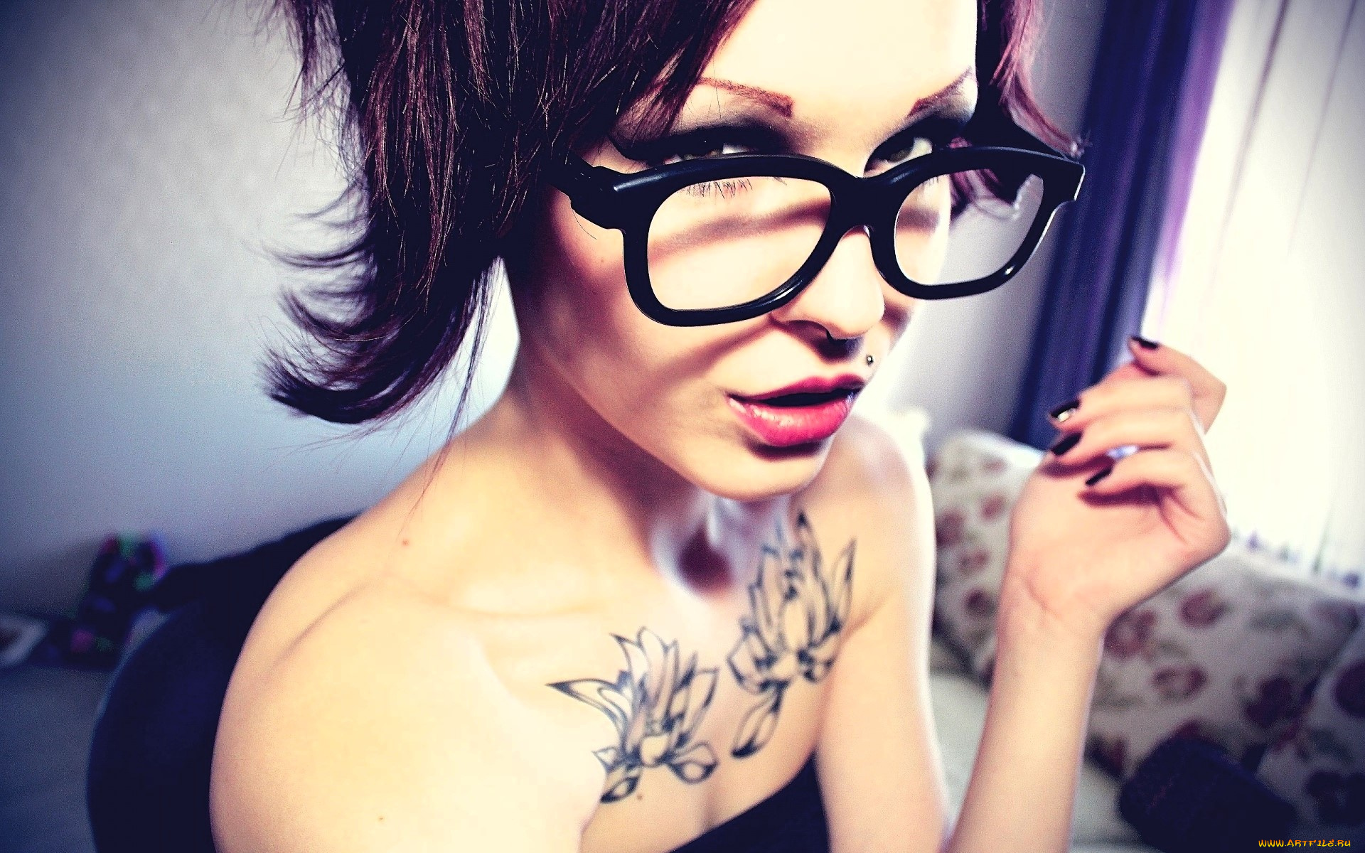 девушки, -, лица, , портреты, шатенка, лицо, очки, пирсинг, тату