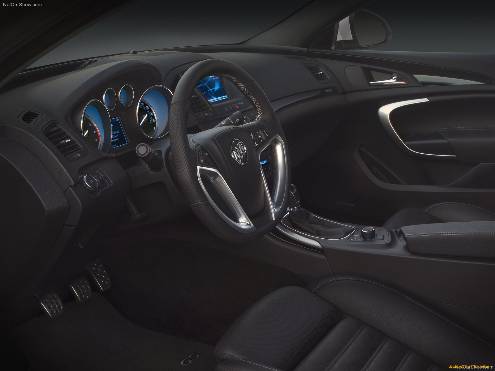 автомобили, интерьеры