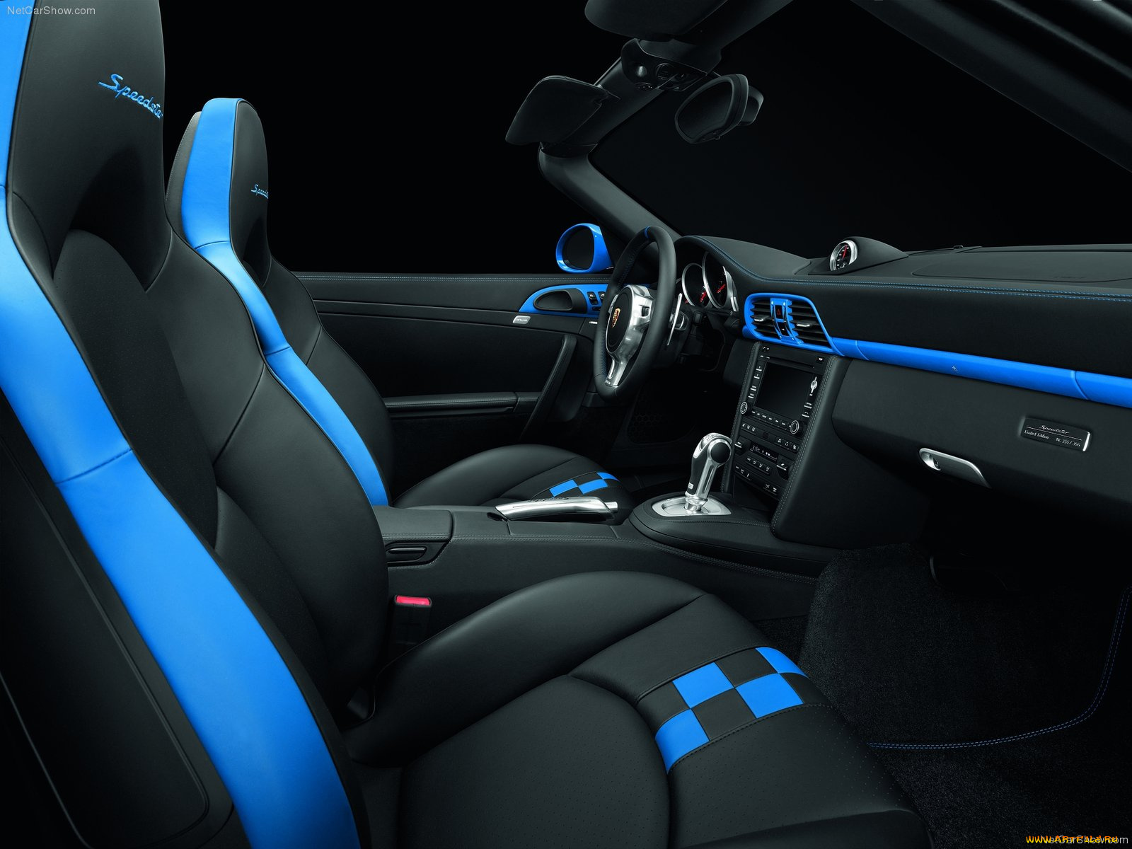 автомобили, интерьеры