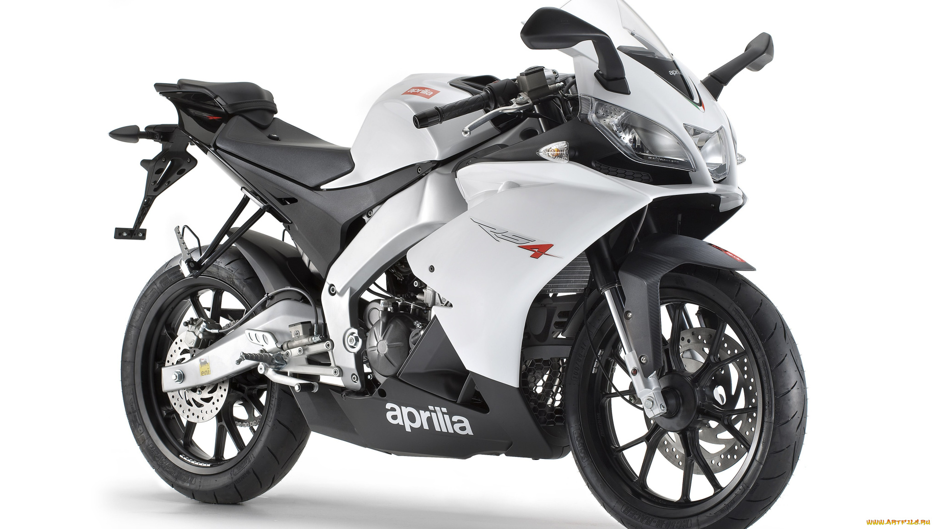 мотоциклы, aprilia, yamaha