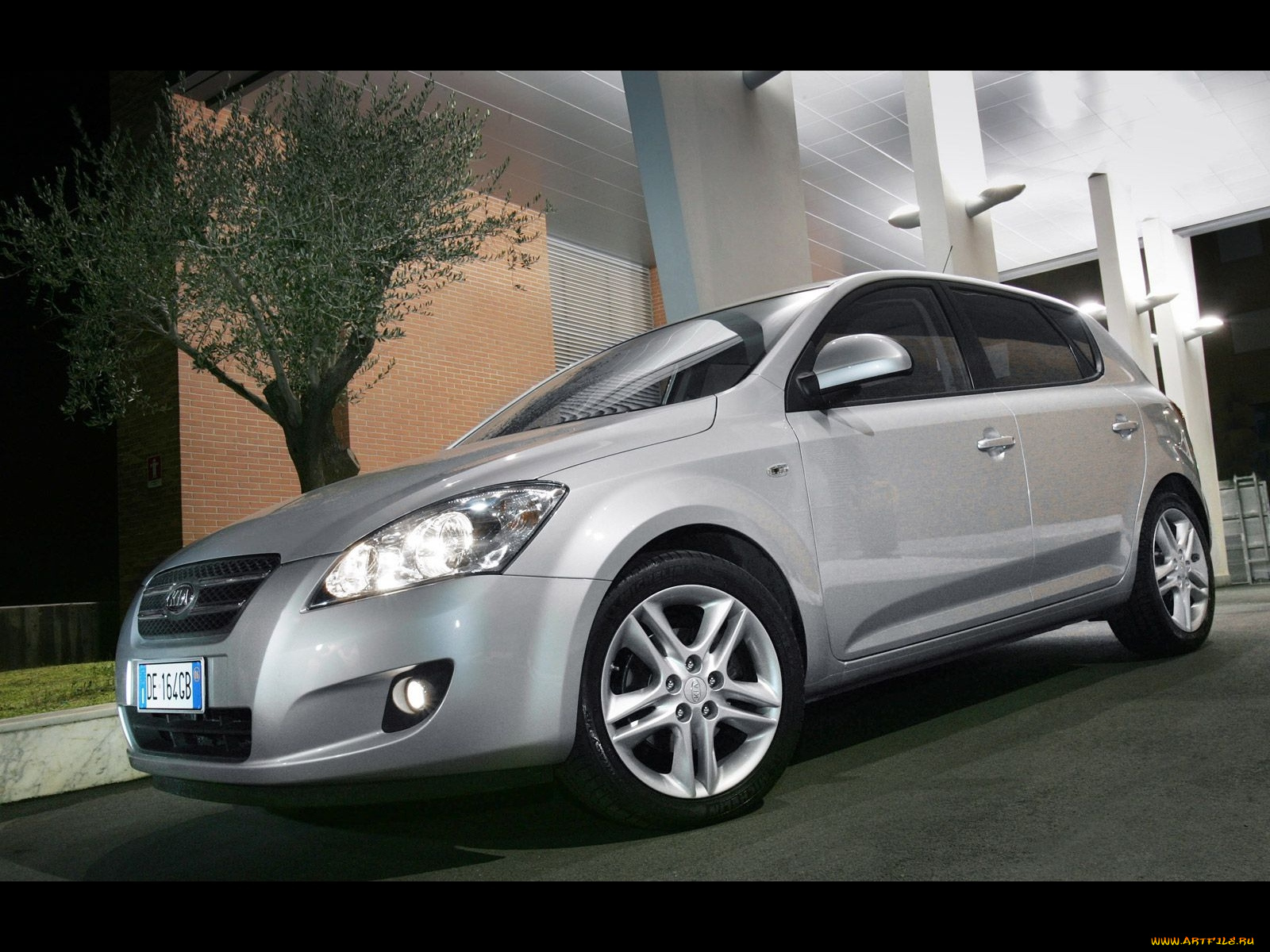 автомобили, kia