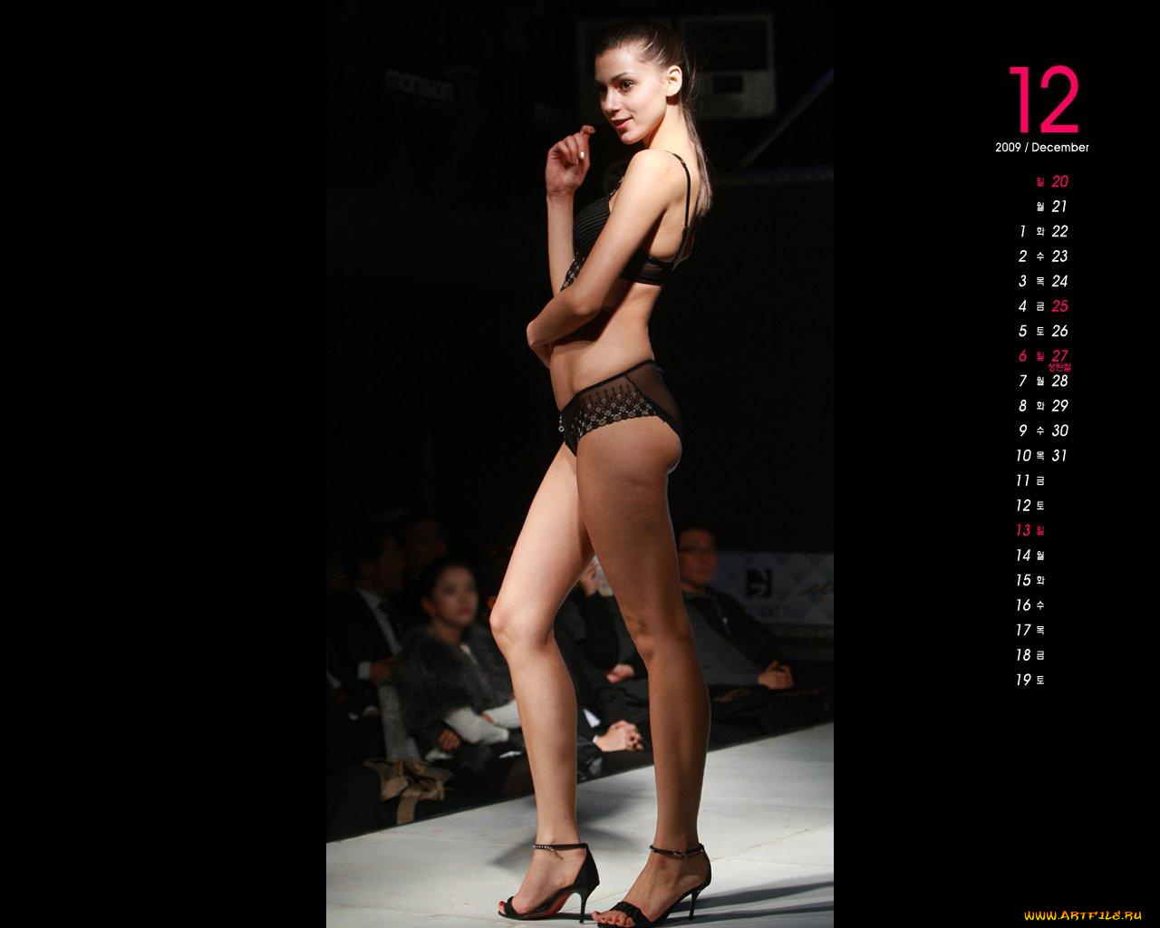 календари, девушки