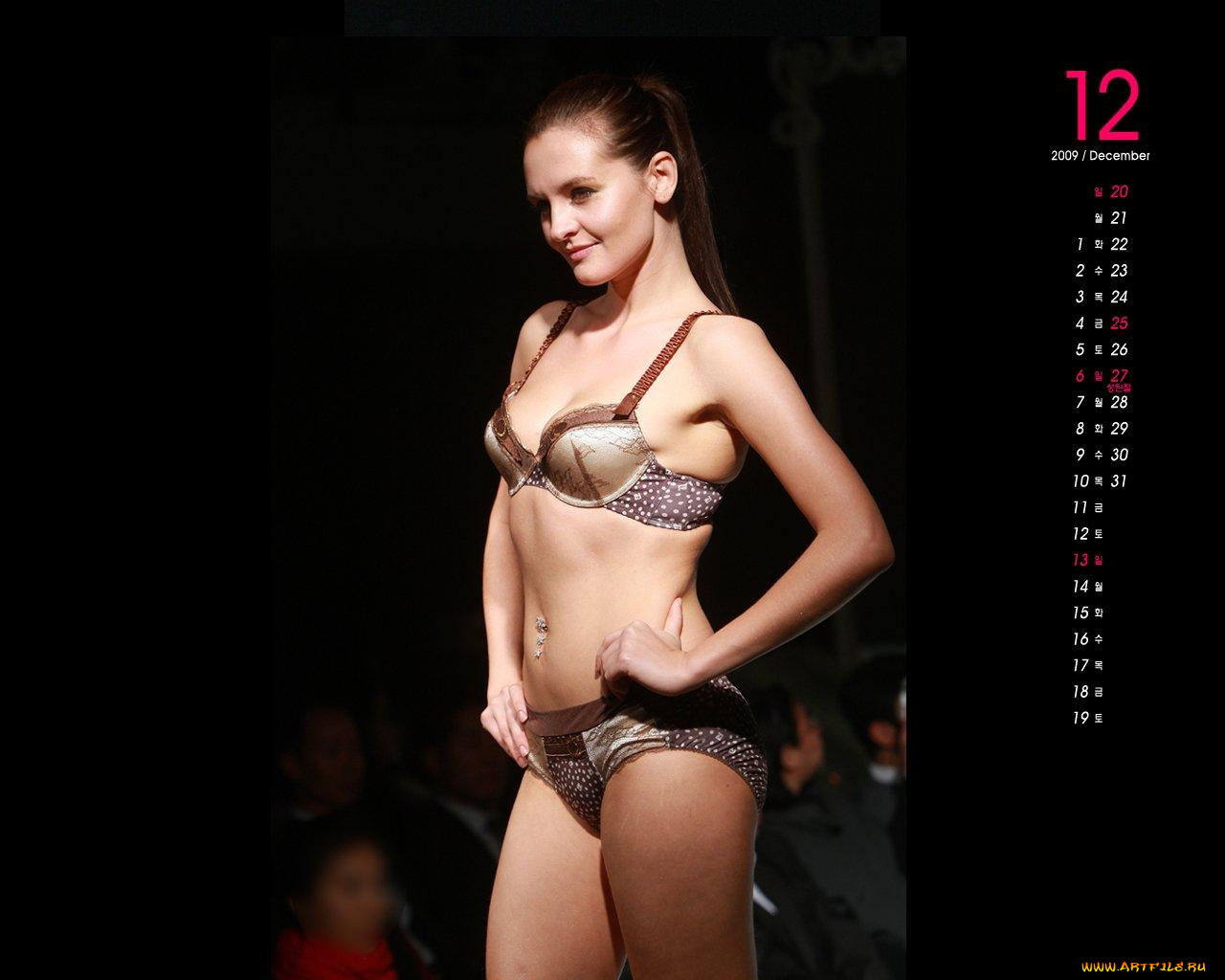 календари, девушки