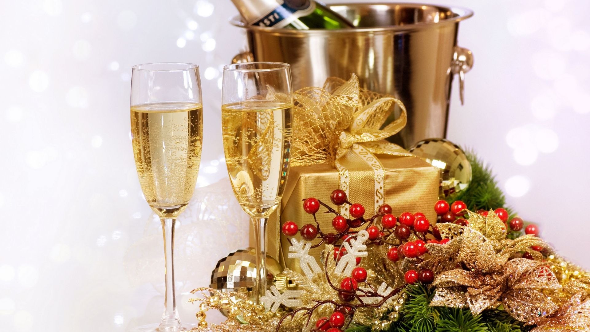 праздничные, угощения, мишура, шампанское