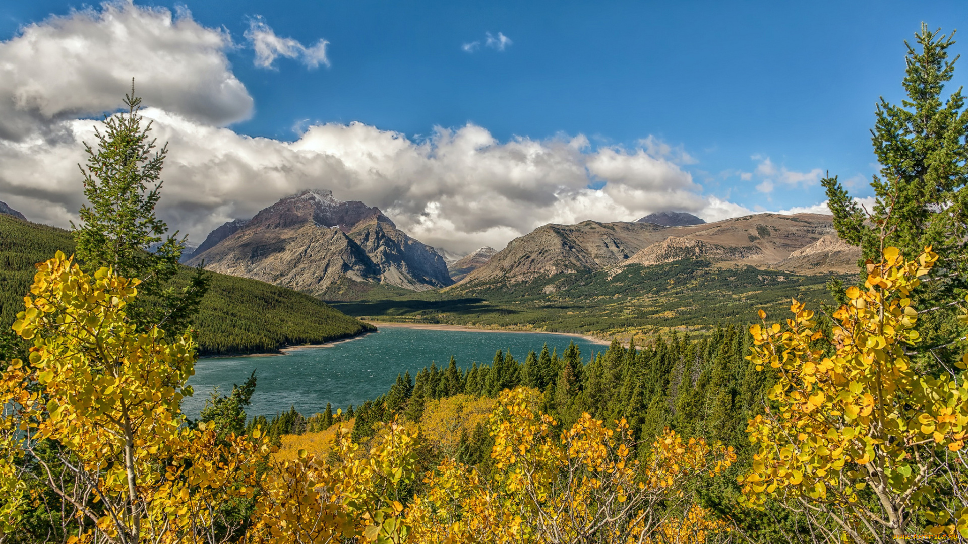 природа, реки, озера, деревья, озеро, осень, горы, облака, небо