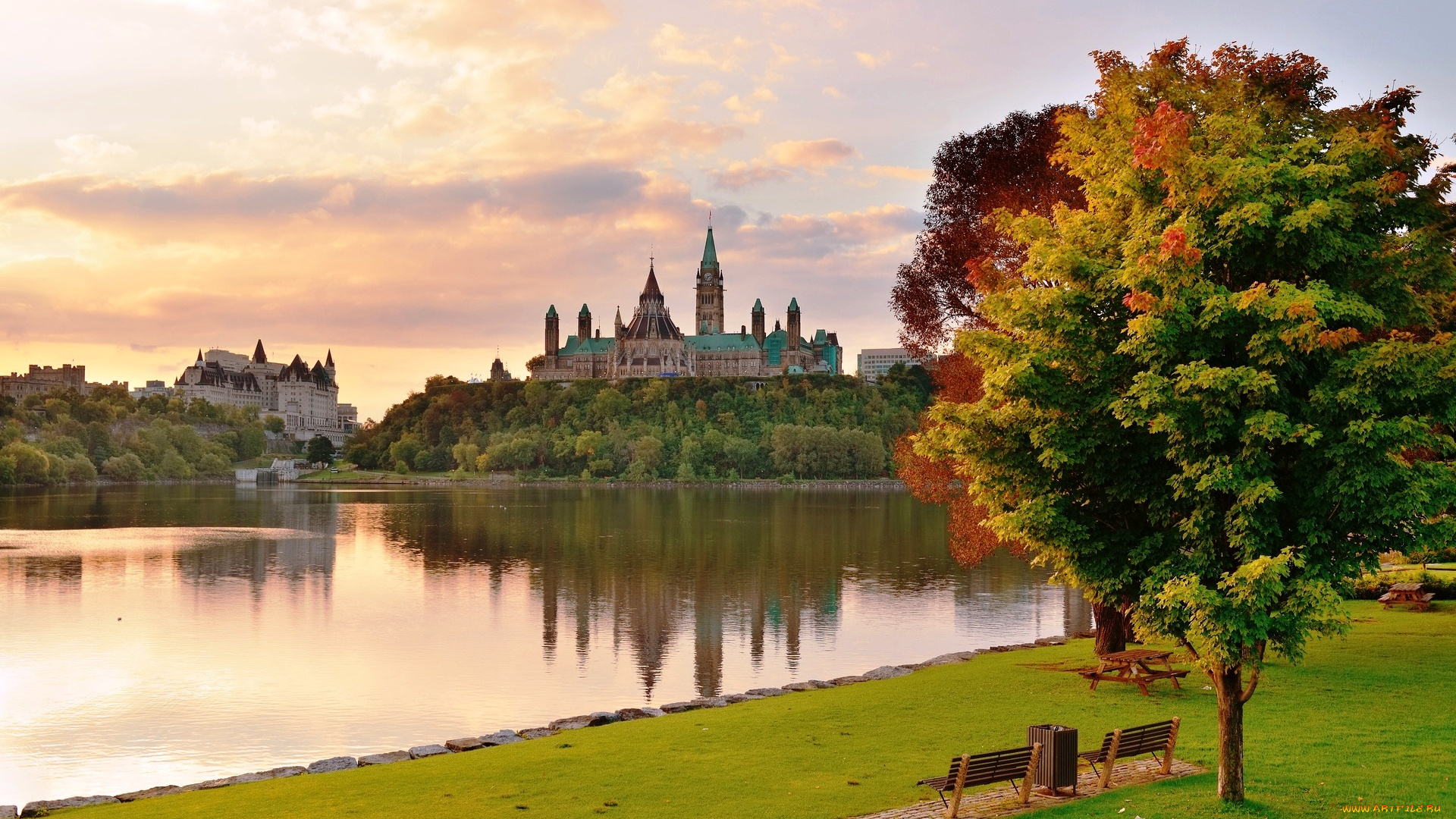 города, оттава, , канада, парк, деревья, осень, озеро, трава, скамейки, дворцы