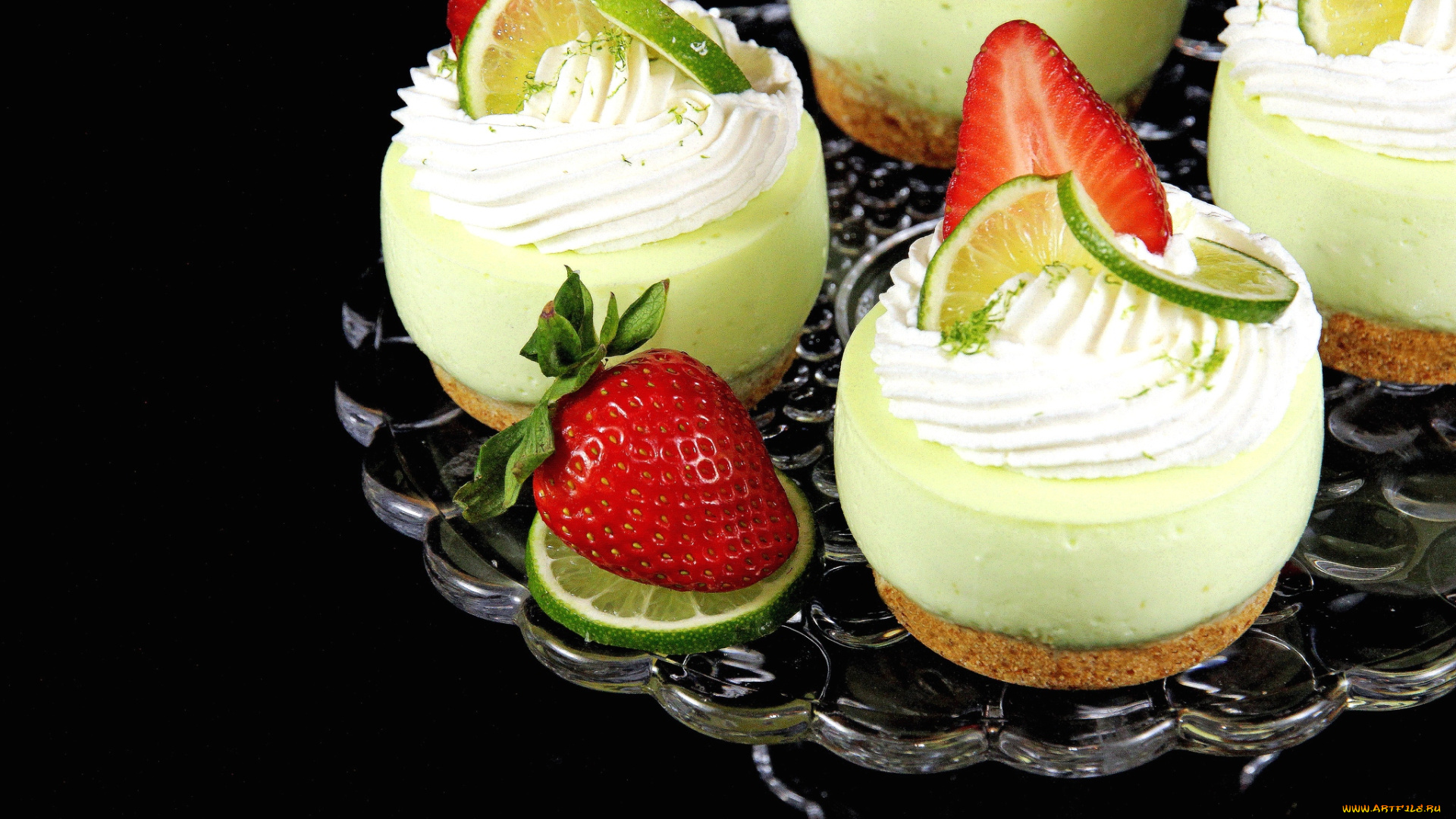 еда, пирожные, кексы, печенье, клубника, крем, лайм