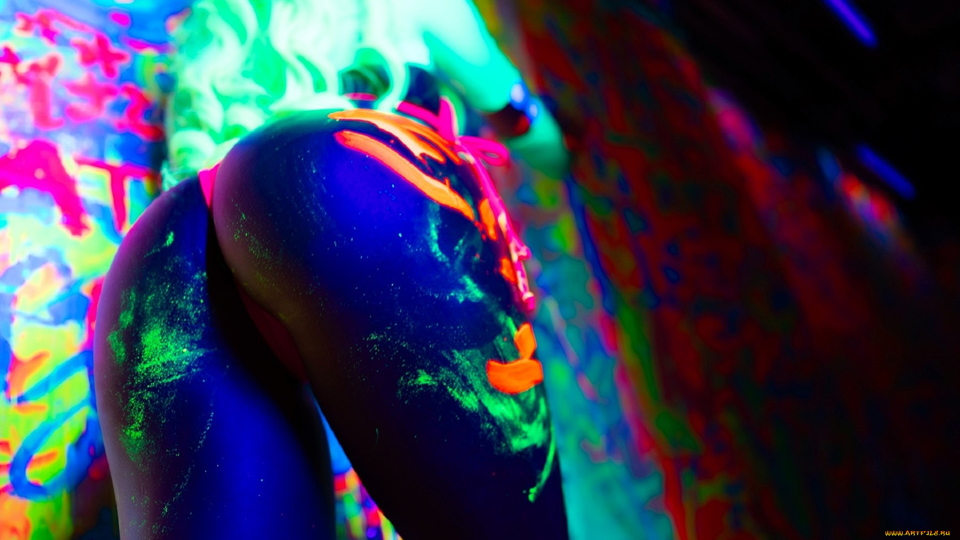 девушки, nonsummerjack, зеленые, волосы, купальник, неон, граффити, коридор, топ