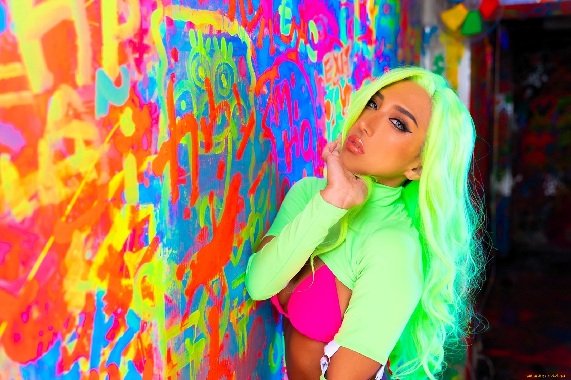 девушки, nonsummerjack, зеленые, волосы, купальник, неон, граффити, коридор, топ