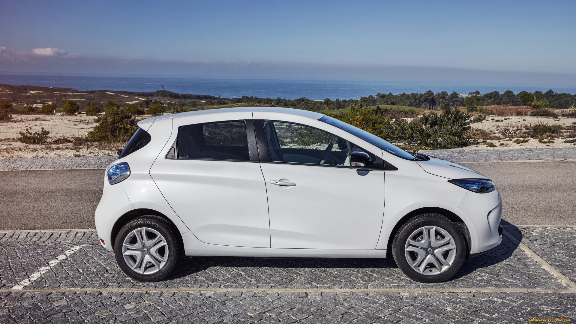 автомобили, renault