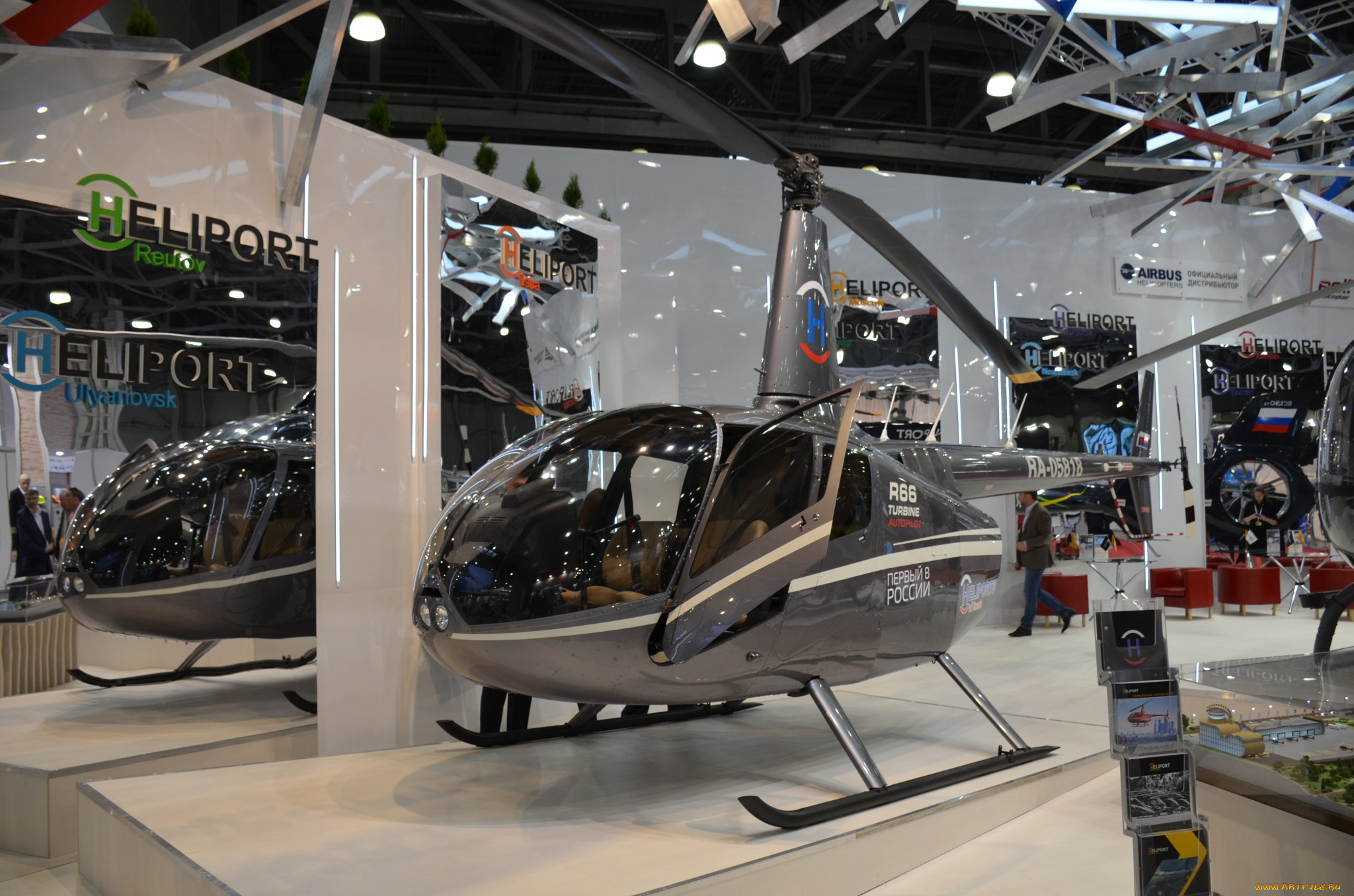 robinson, r66, , helirussia, 2016, авиация, вертолёты, крокус, экспо, мвц, москва, транспорт, международная, выставка