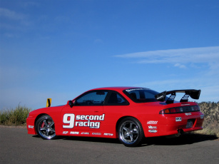 Картинка автомобили nissan datsun